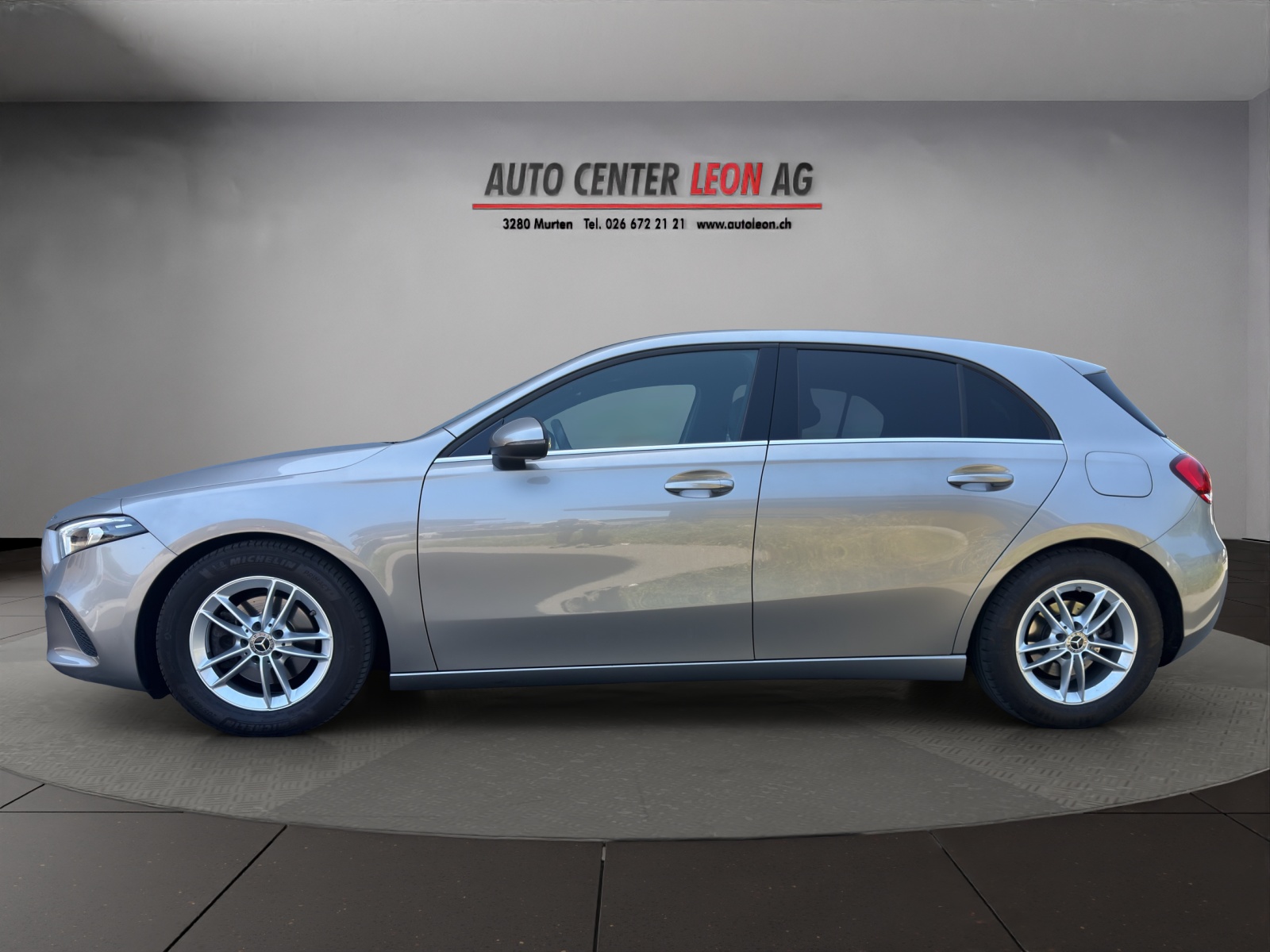 MERCEDES-BENZ A 180 d-image-2