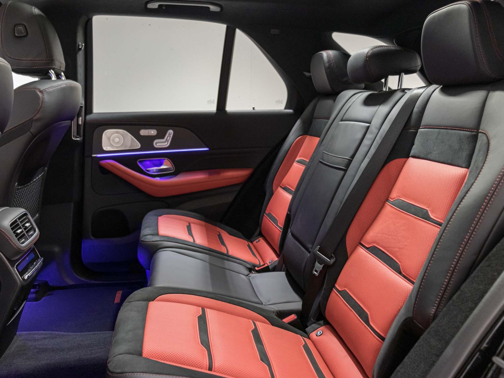 MERCEDES-BENZ GLE 63 AMG S 4MATIC+-image-7