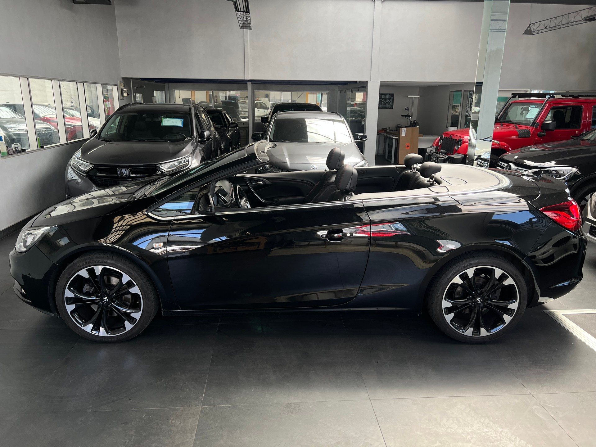 OPEL Cascada 1.6i 16V Cosmo Automat-image-5