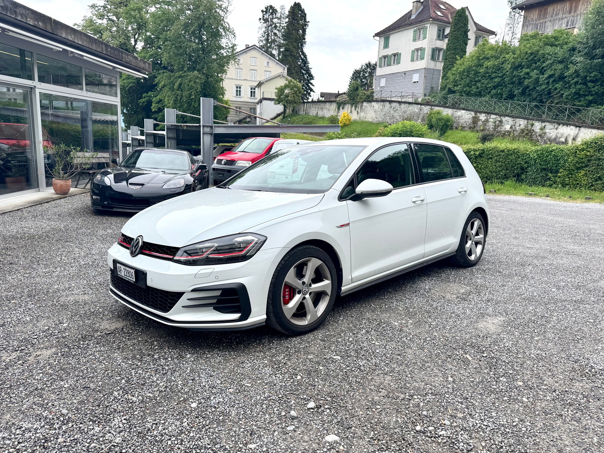 VW 2.0 TSI GTI Performance DSG-image-0
