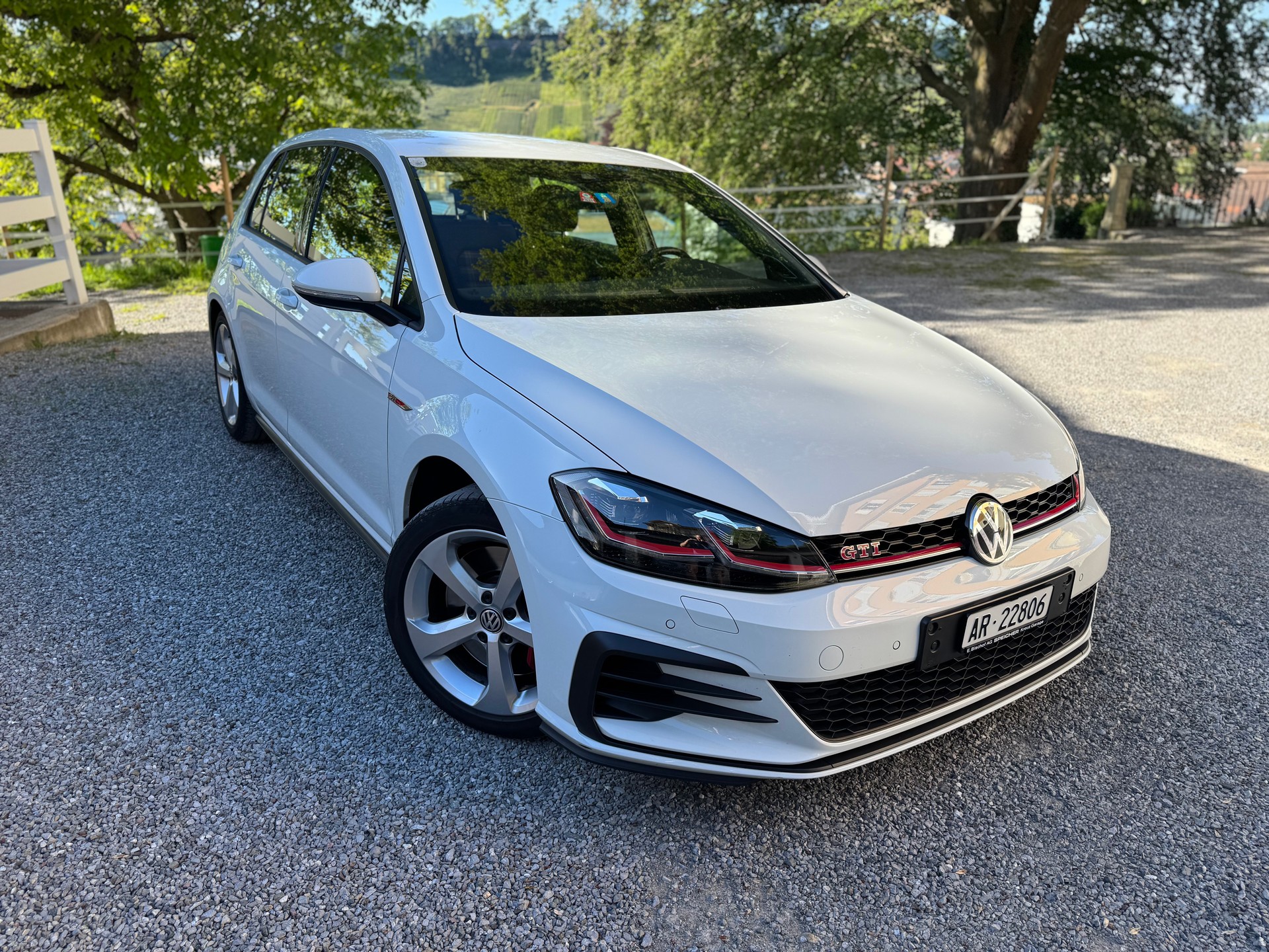 VW 2.0 TSI GTI Performance DSG-image-0