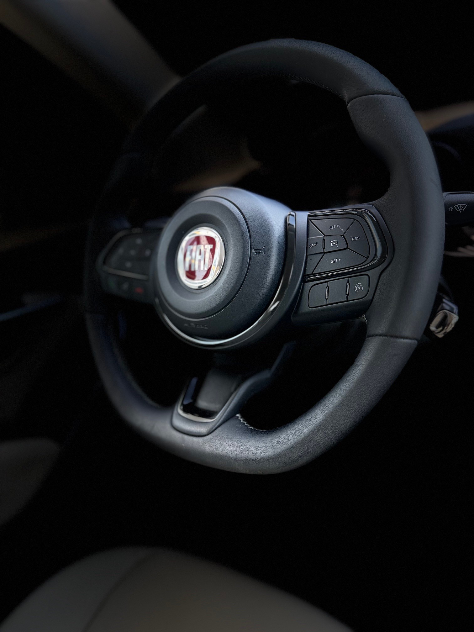 FIAT 500X Soft Top 1.3 Yacht Club Capri-image-12