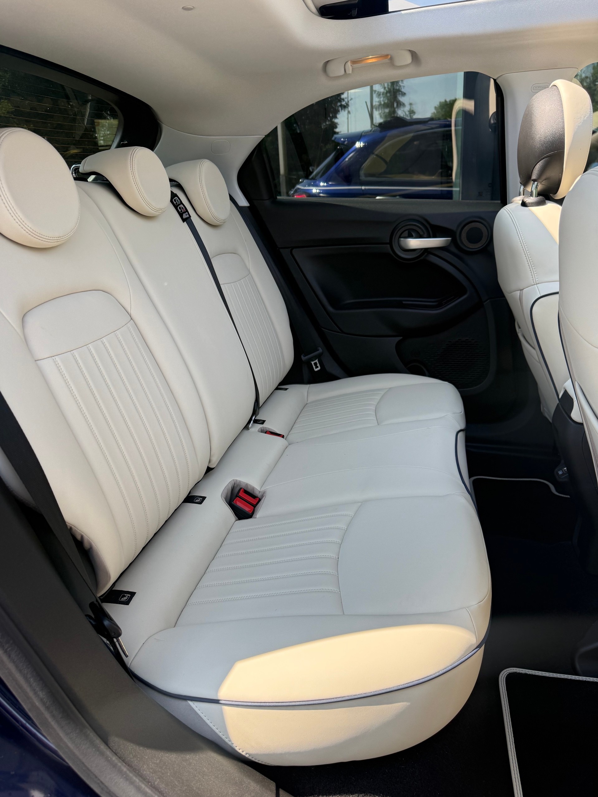 FIAT 500X Soft Top 1.3 Yacht Club Capri-image-8