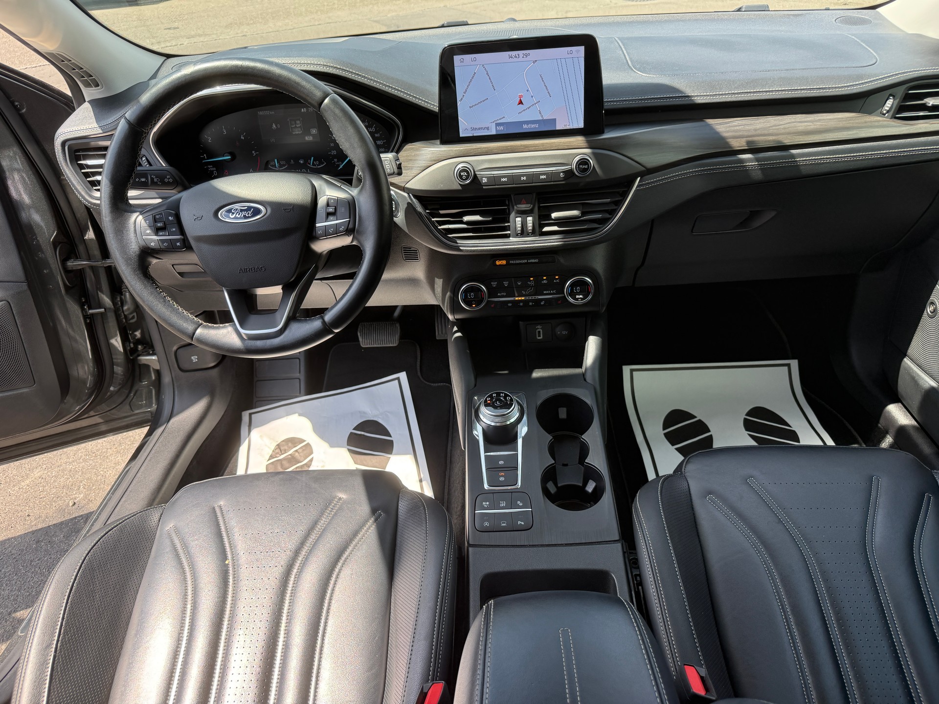 FORD Focus 2.0 TDCi Vignale Automatic-image-6