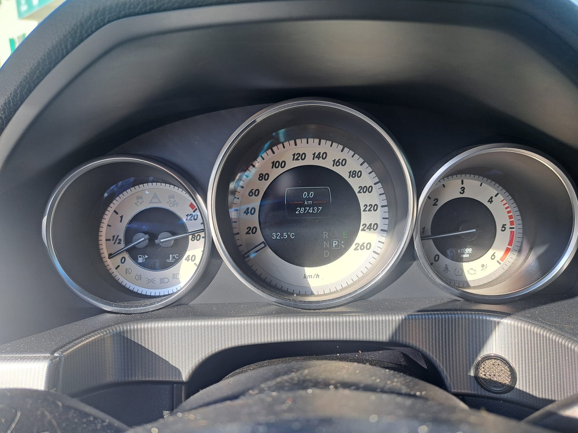 MERCEDES-BENZ E 250 CDI Avantgarde 4m-image-4