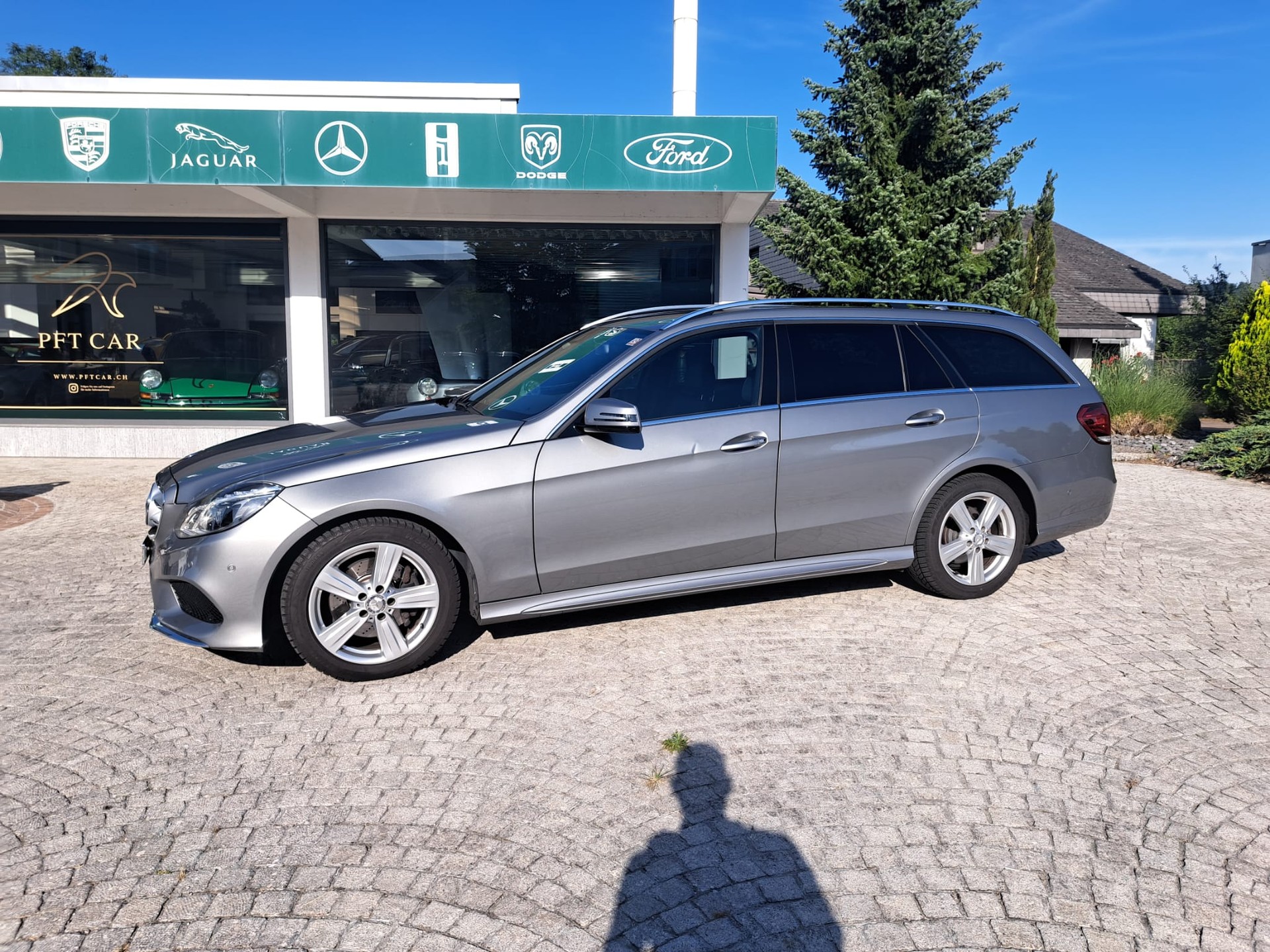 MERCEDES-BENZ E 250 CDI Avantgarde 4m-image-1