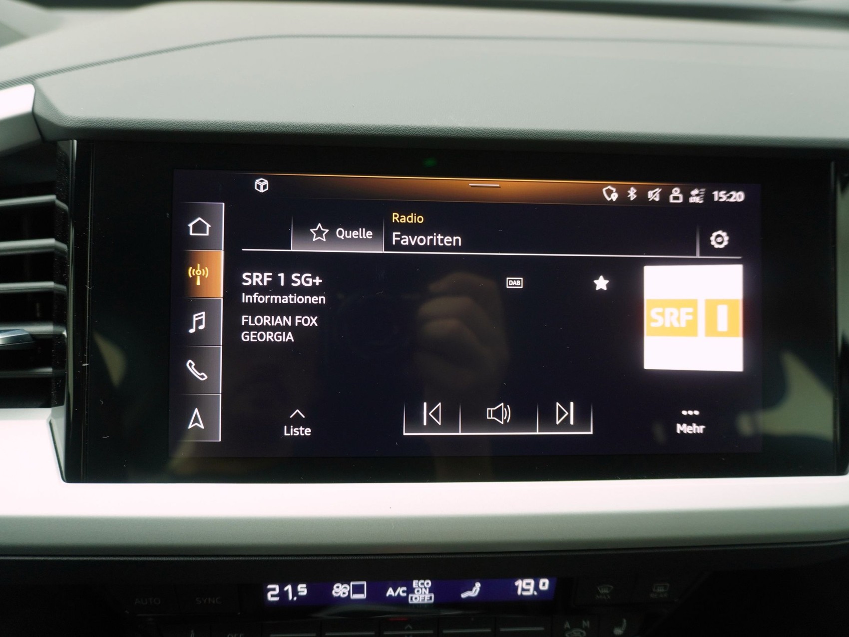 AUDI Q4 e-tron 45 quattro-image-22