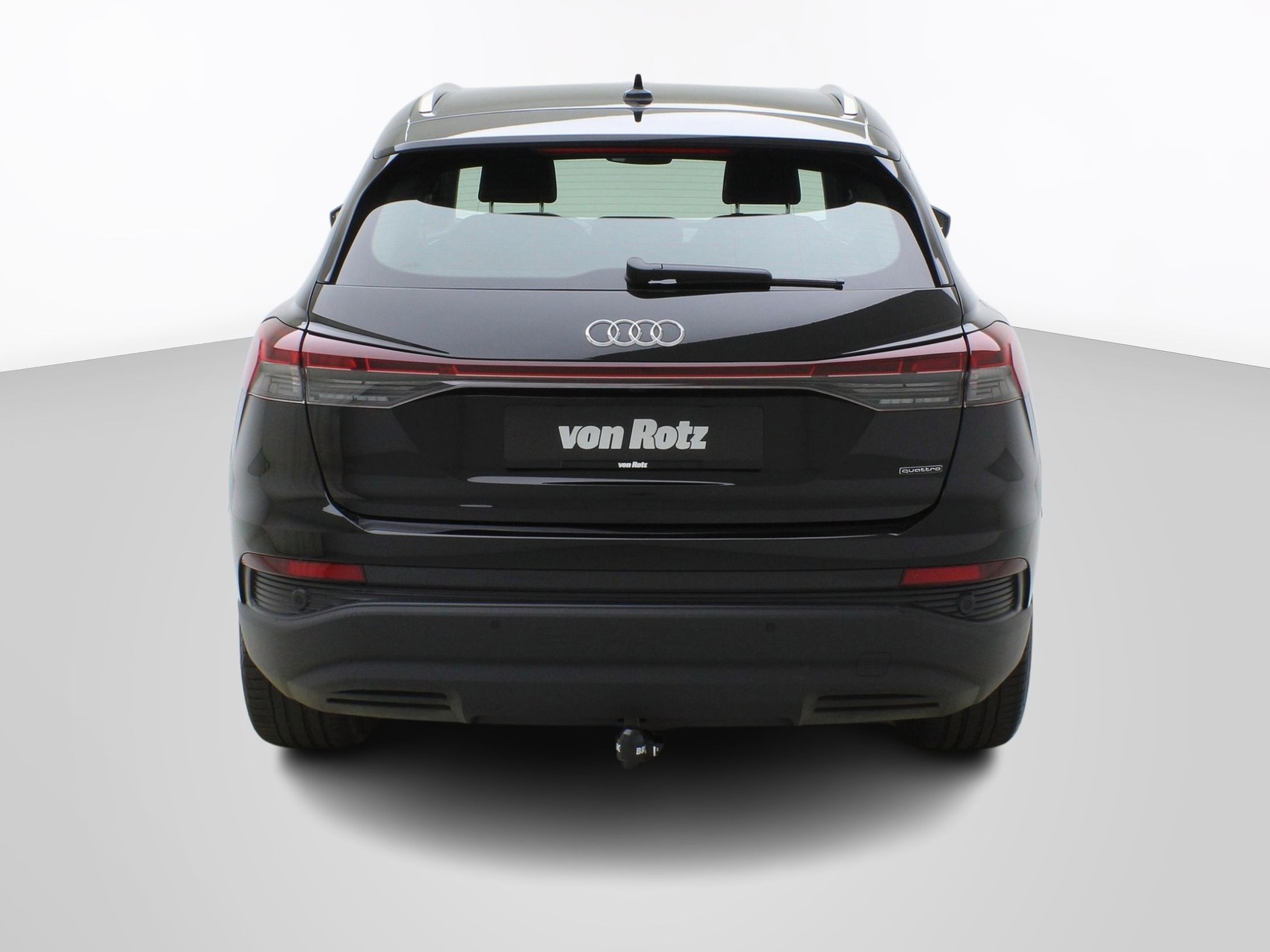 AUDI Q4 e-tron 45 quattro-image-3