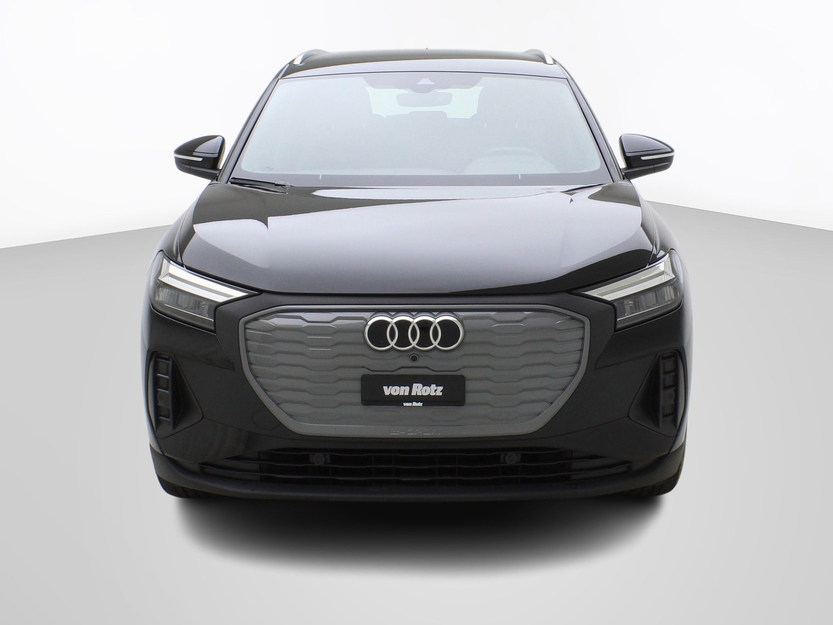 AUDI Q4 e-tron 45 quattro-image-6