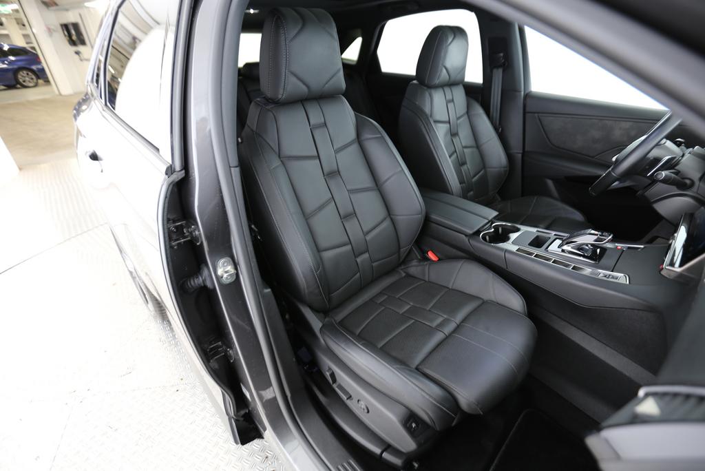 DS AUTOMOBILES 7 Crossback 1.6 E-Tense Louvre 4x4-image-9