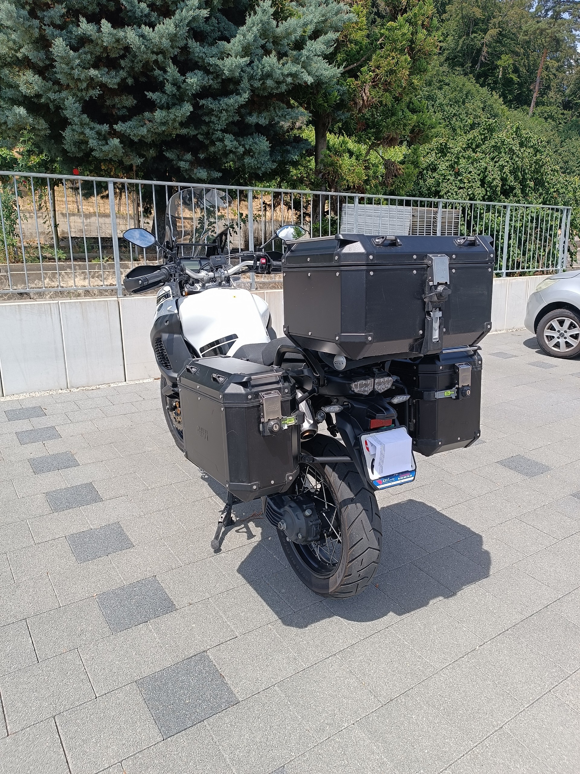 YAMAHA XT 1200 ZE Super Ténéré-image-4