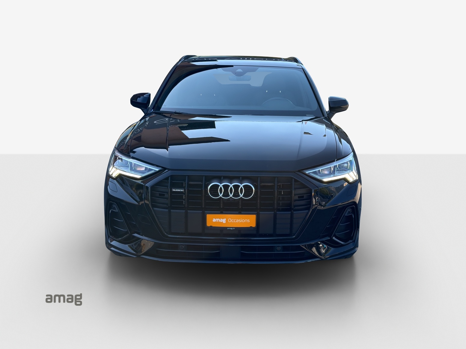 AUDI Q3 45 TFSI S line quattro S-tronic-image-6