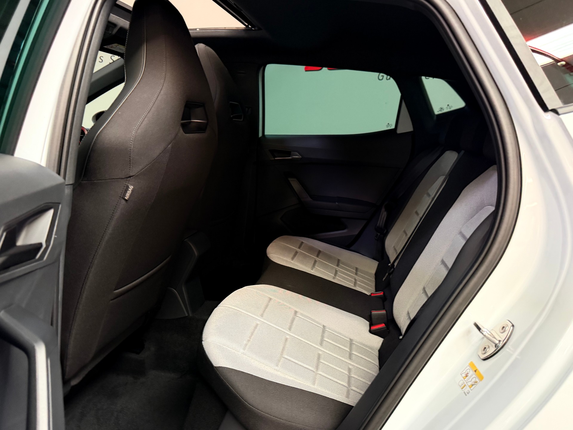 SEAT Ibiza 1.5 EcoTSI FR DSG Panorama-image-14