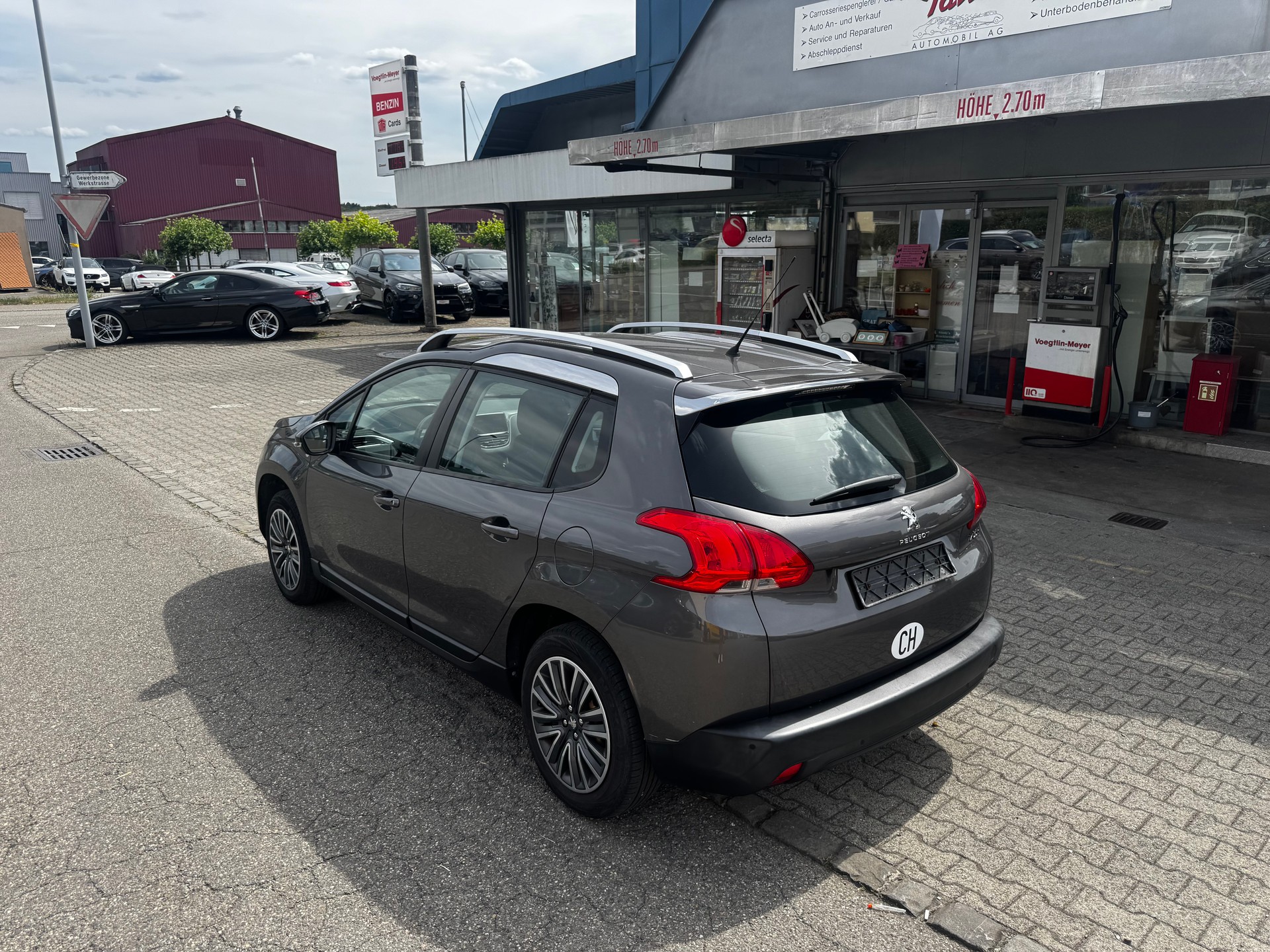 PEUGEOT 2008 1.2 VTI Access-image-2