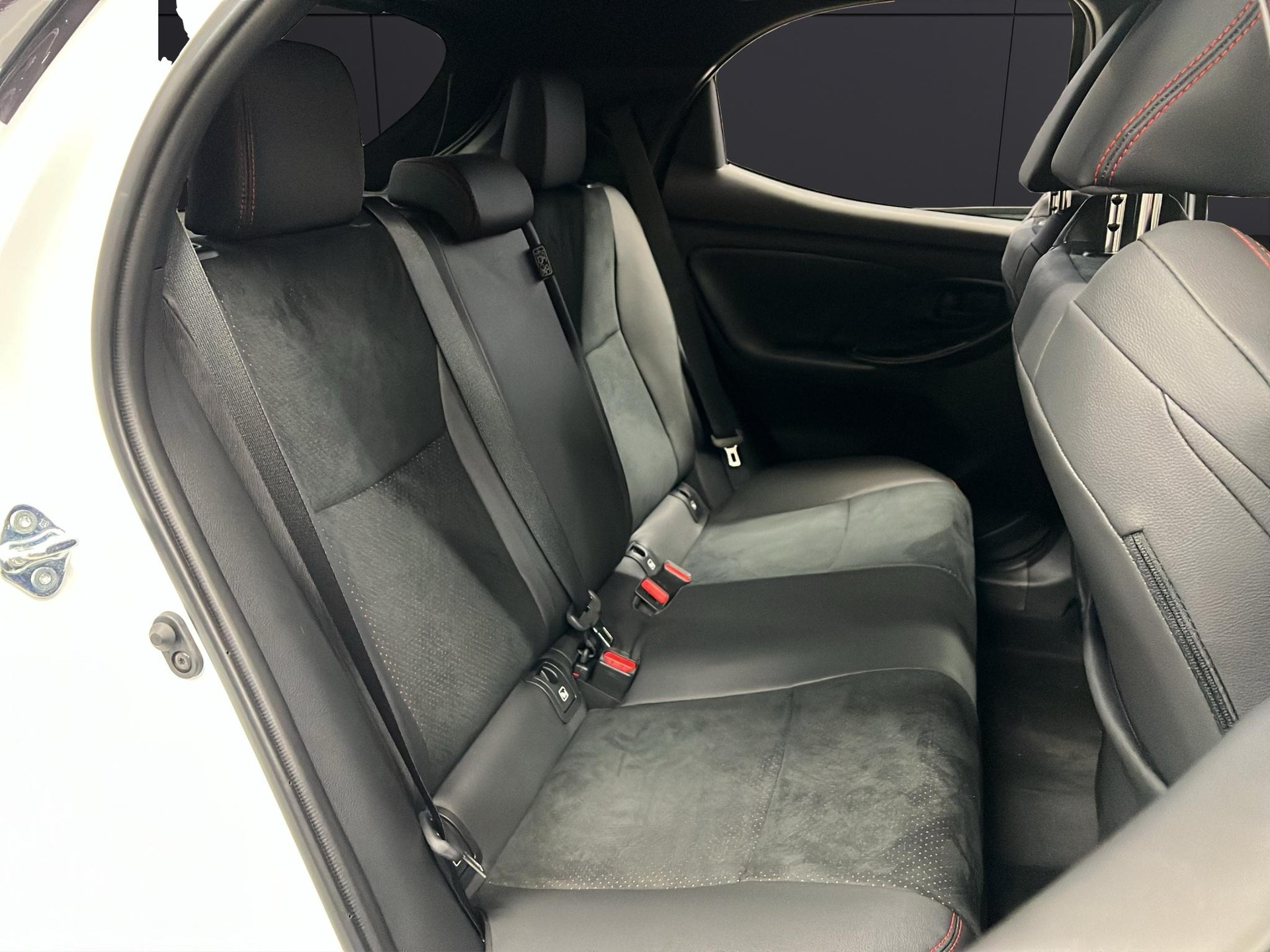 TOYOTA Yaris 1.5 VVT-i HSD GR Sport-image-13