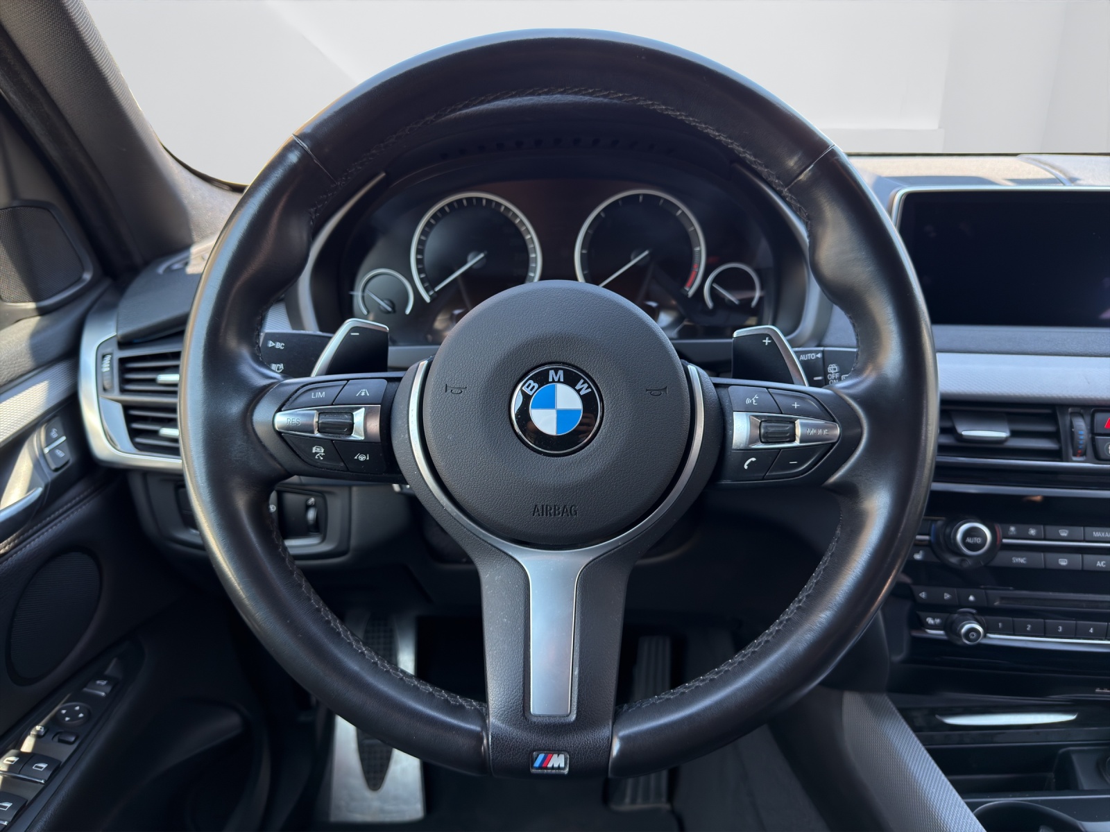 BMW X5 30d xDrive SAG-image-16
