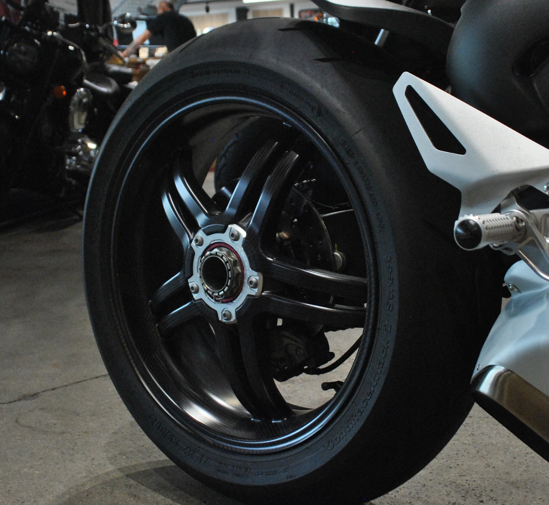 DUCATI Panigale V4 SP2-image-12
