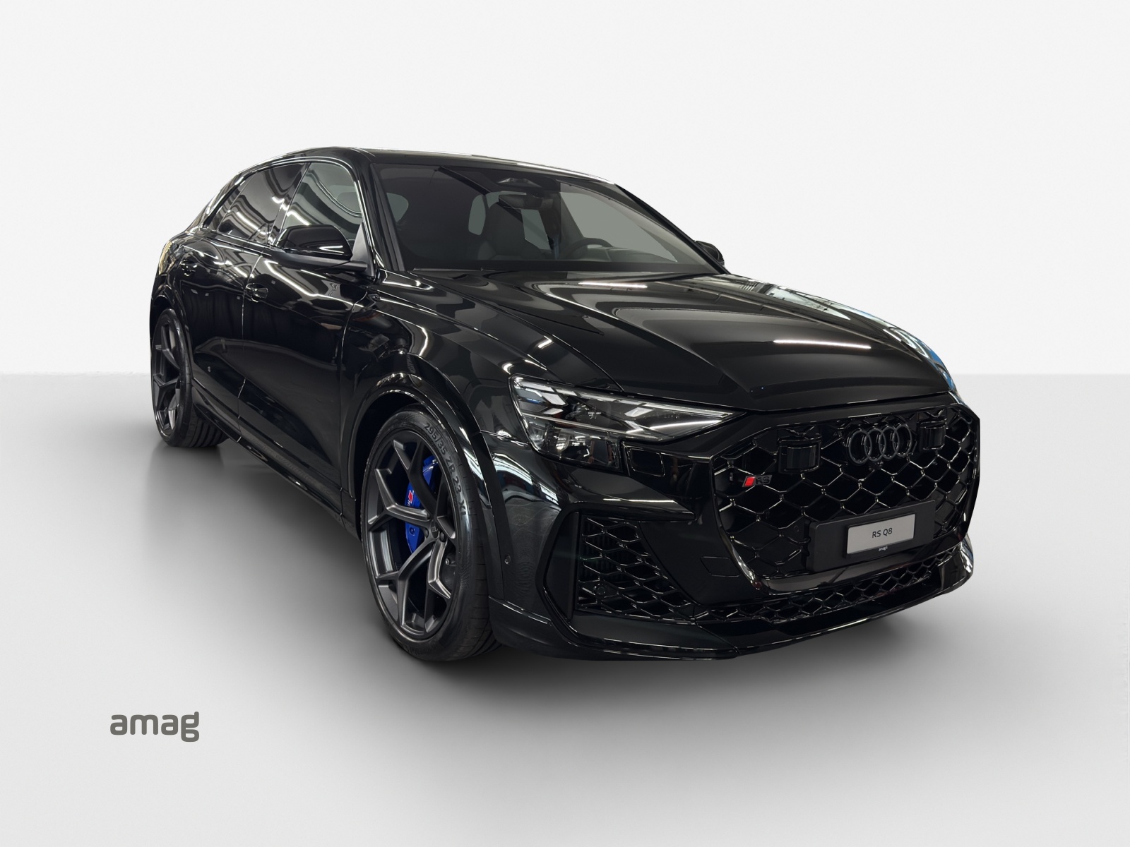 AUDI RSQ8 performance quattro-image-5