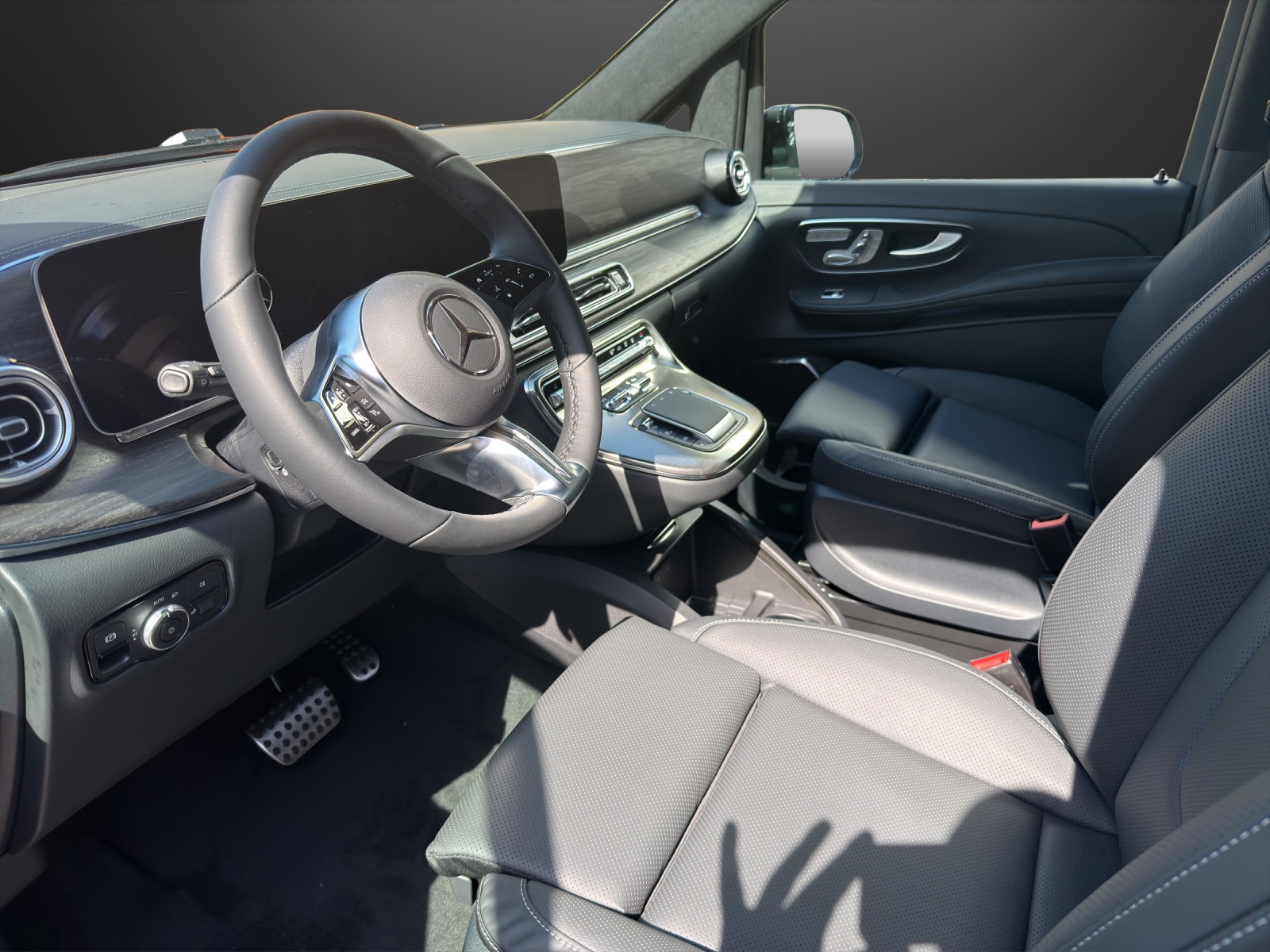 MERCEDES-BENZ V 300 d lang 4Matic Swiss Edition 9G-Tronic-image-8