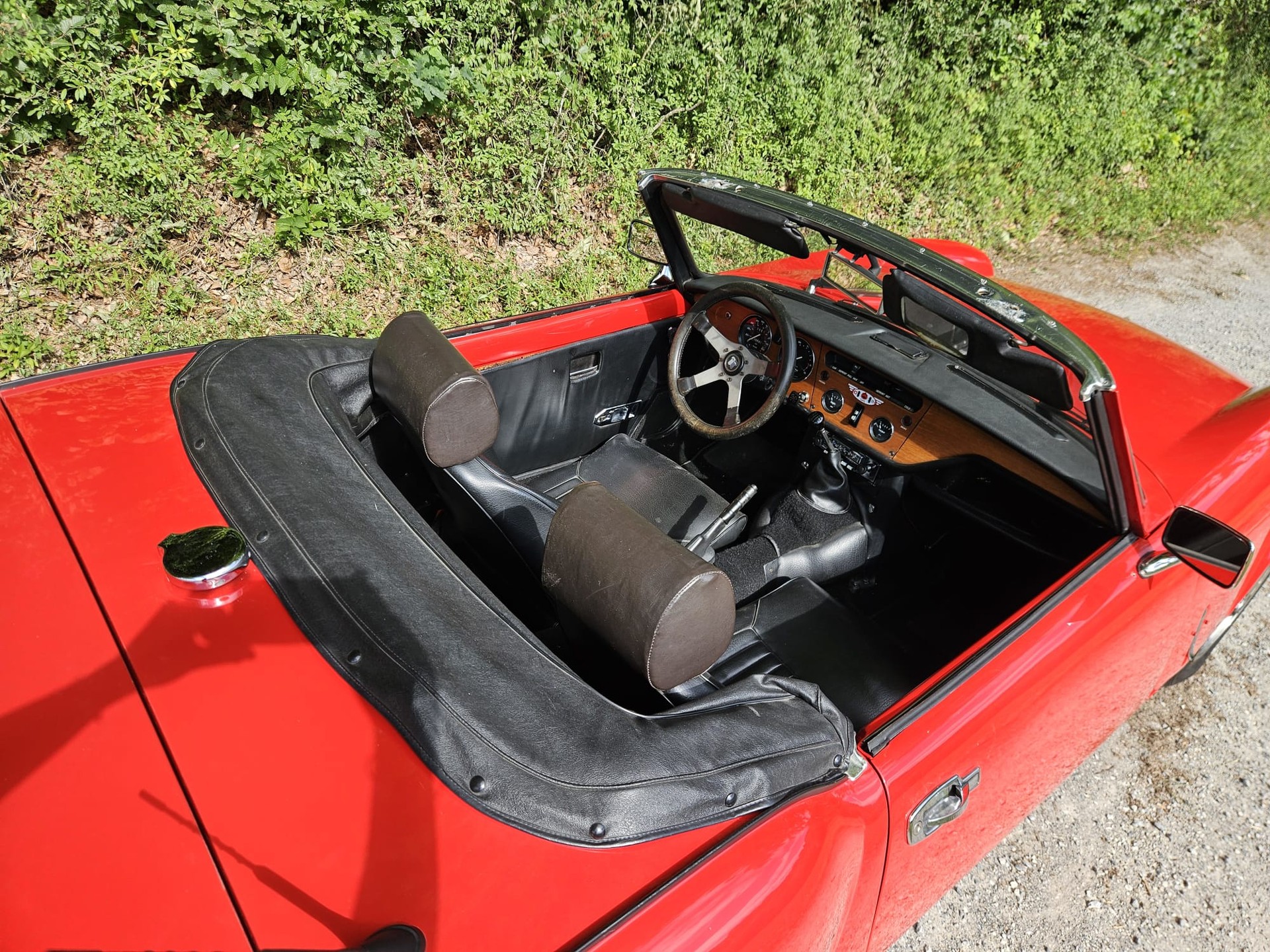 TRIUMPH Spitfire IV-image-9