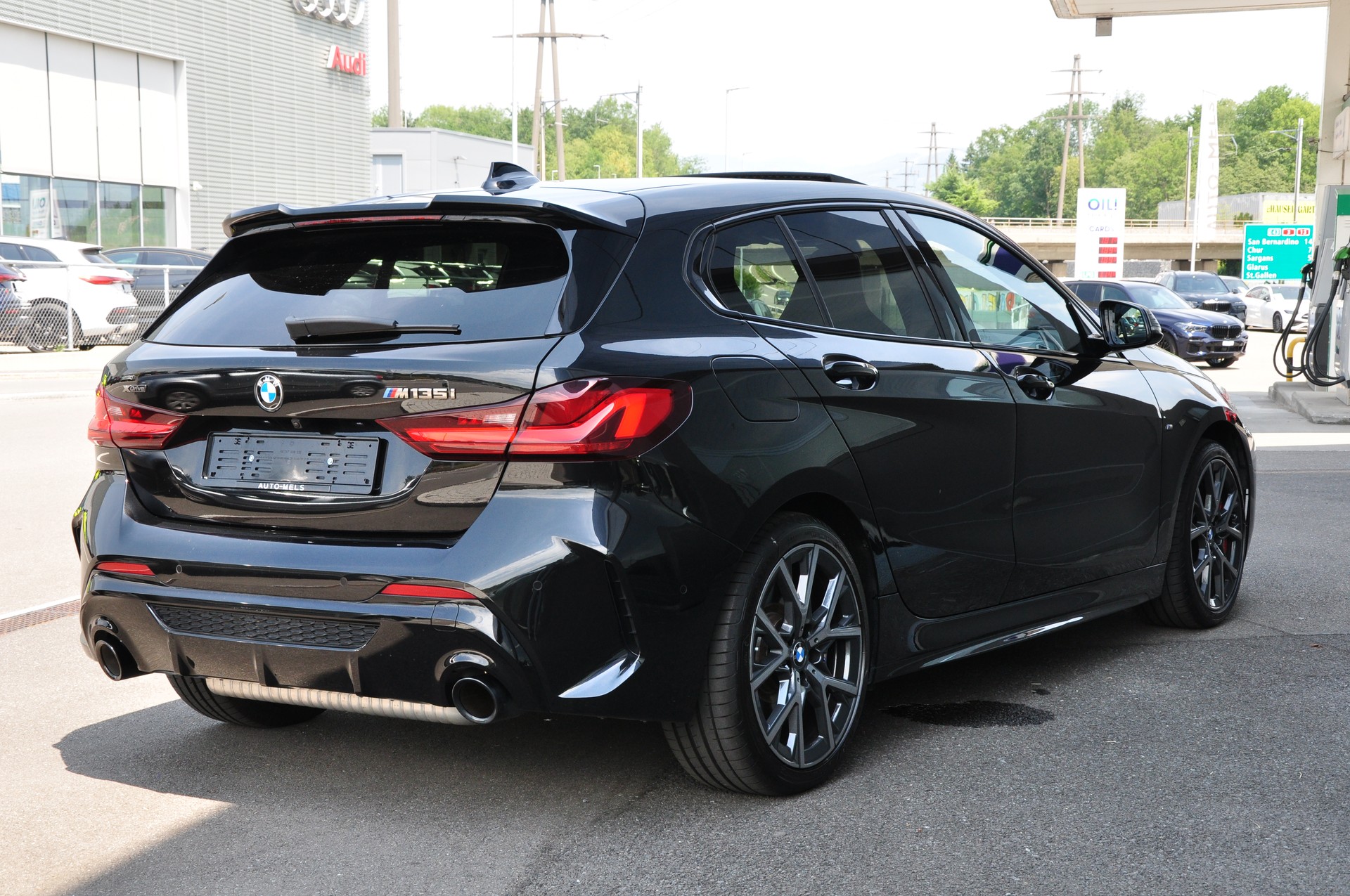 BMW M135i xDrive M Sport Pro Steptronic-image-7