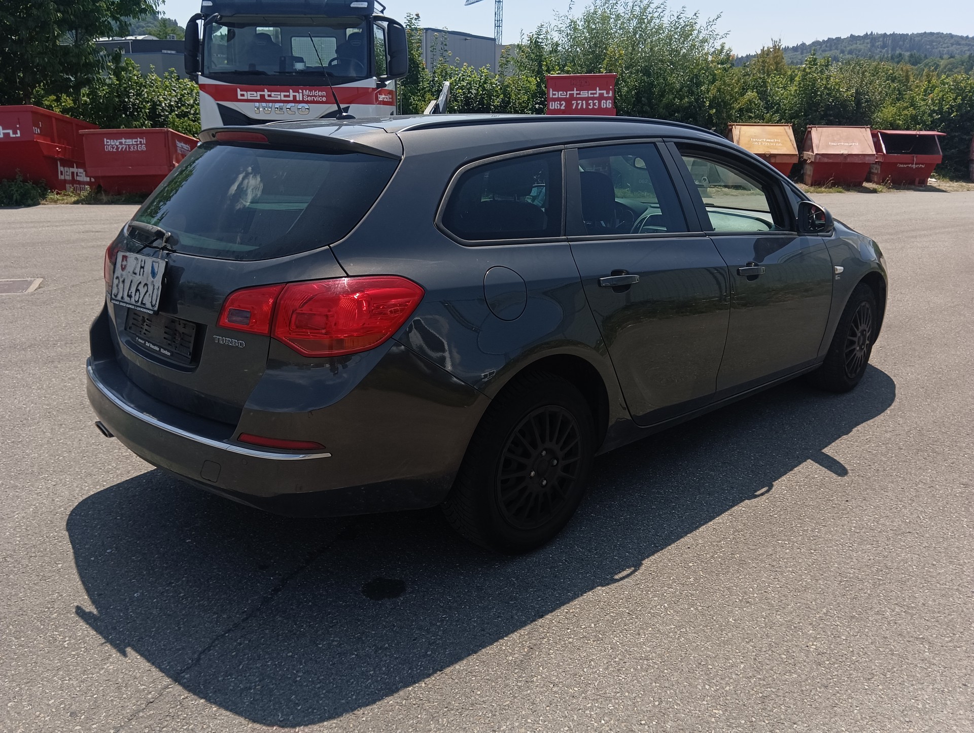 OPEL Astra SportsTourer 1.6i 16V Turbo Sport-image-2