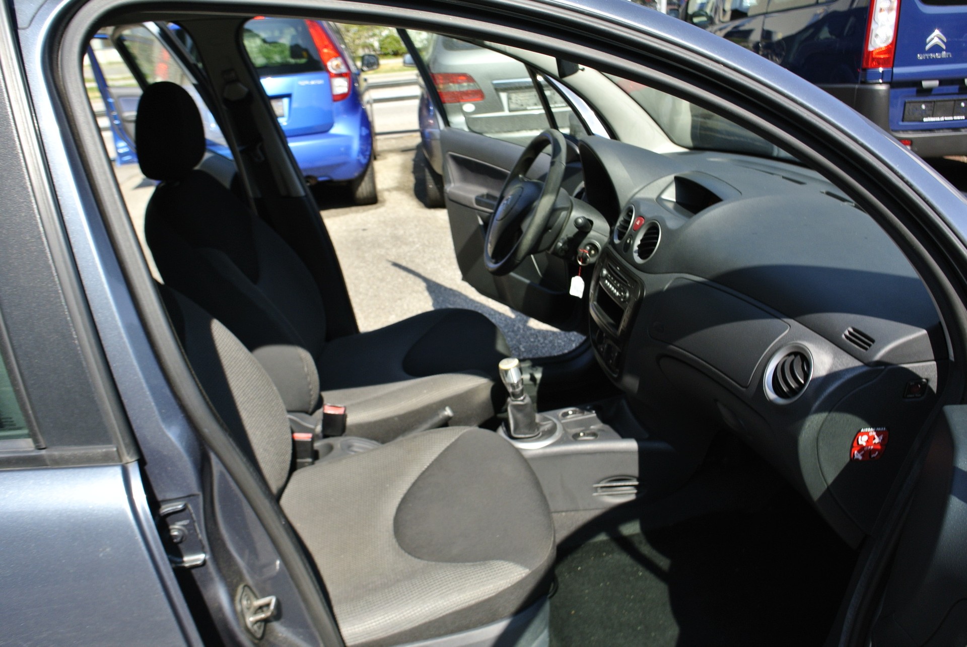 CITROEN C3 1.1i Furio-image-16