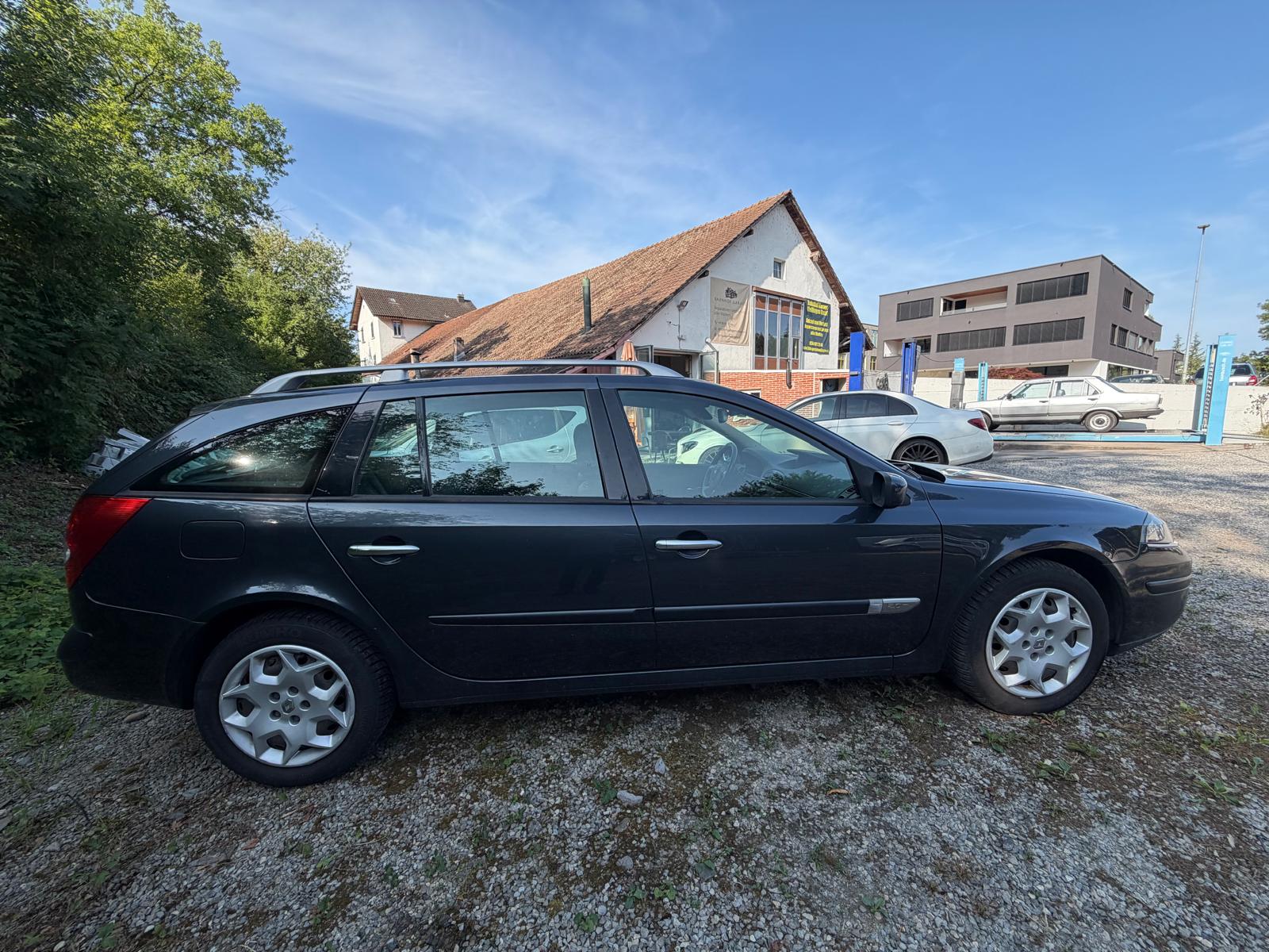 RENAULT Laguna Grandtour 2.0 16V T Dynamique-image-4