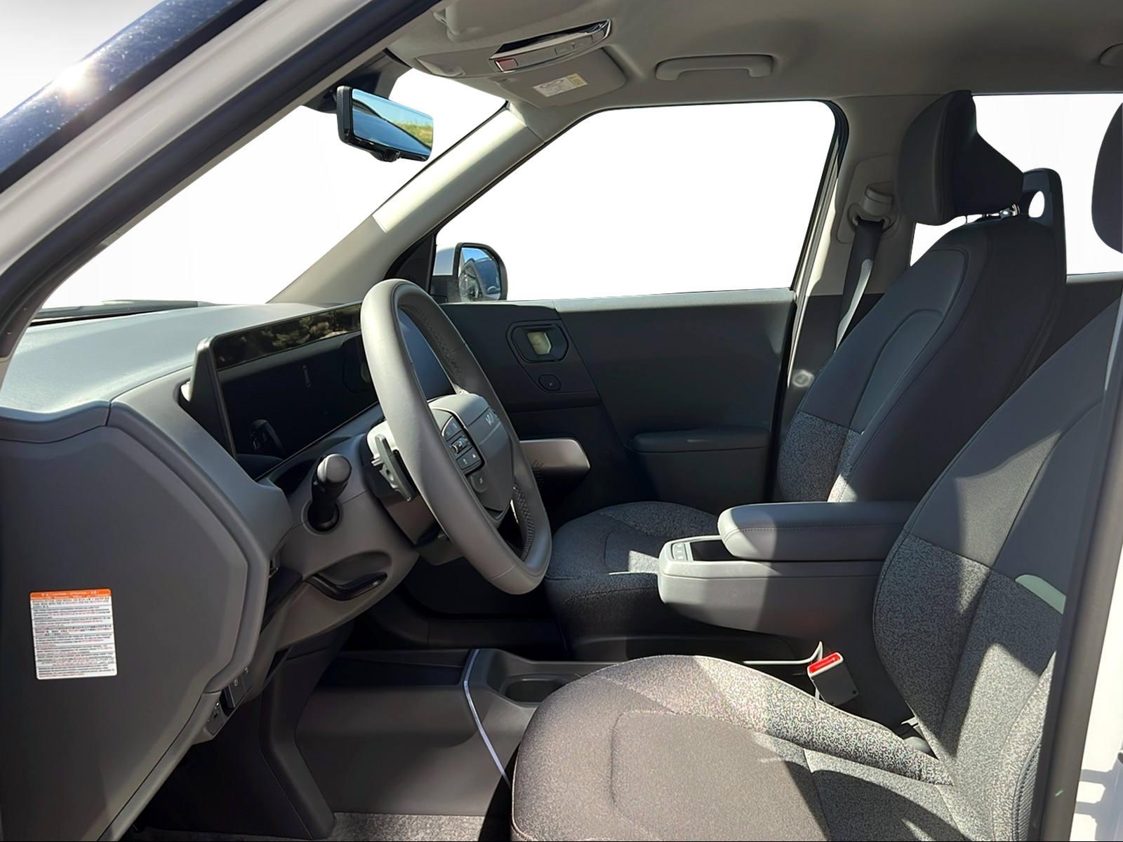 KIA EV2 42.2 kWh Air 4P-image-3