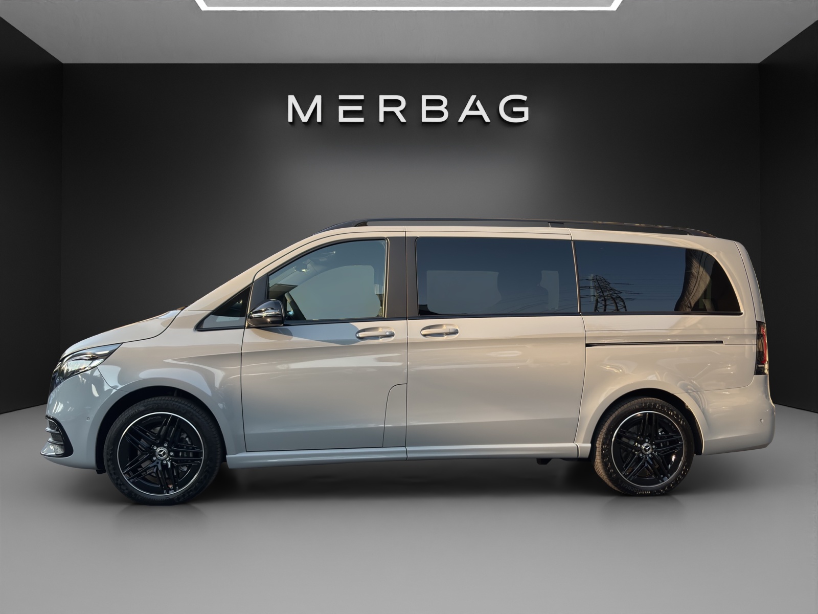 MERCEDES-BENZ V 300 d lang 4Matic Swiss Edition 9G-Tronic-image-2