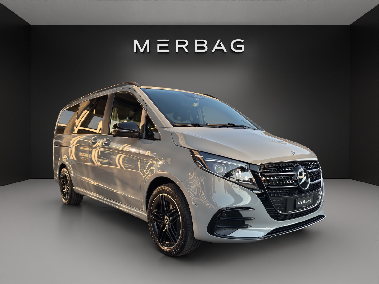 MERCEDES-BENZ V 300 d lang 4Matic Swiss Edition 9G-Tronic-image-0