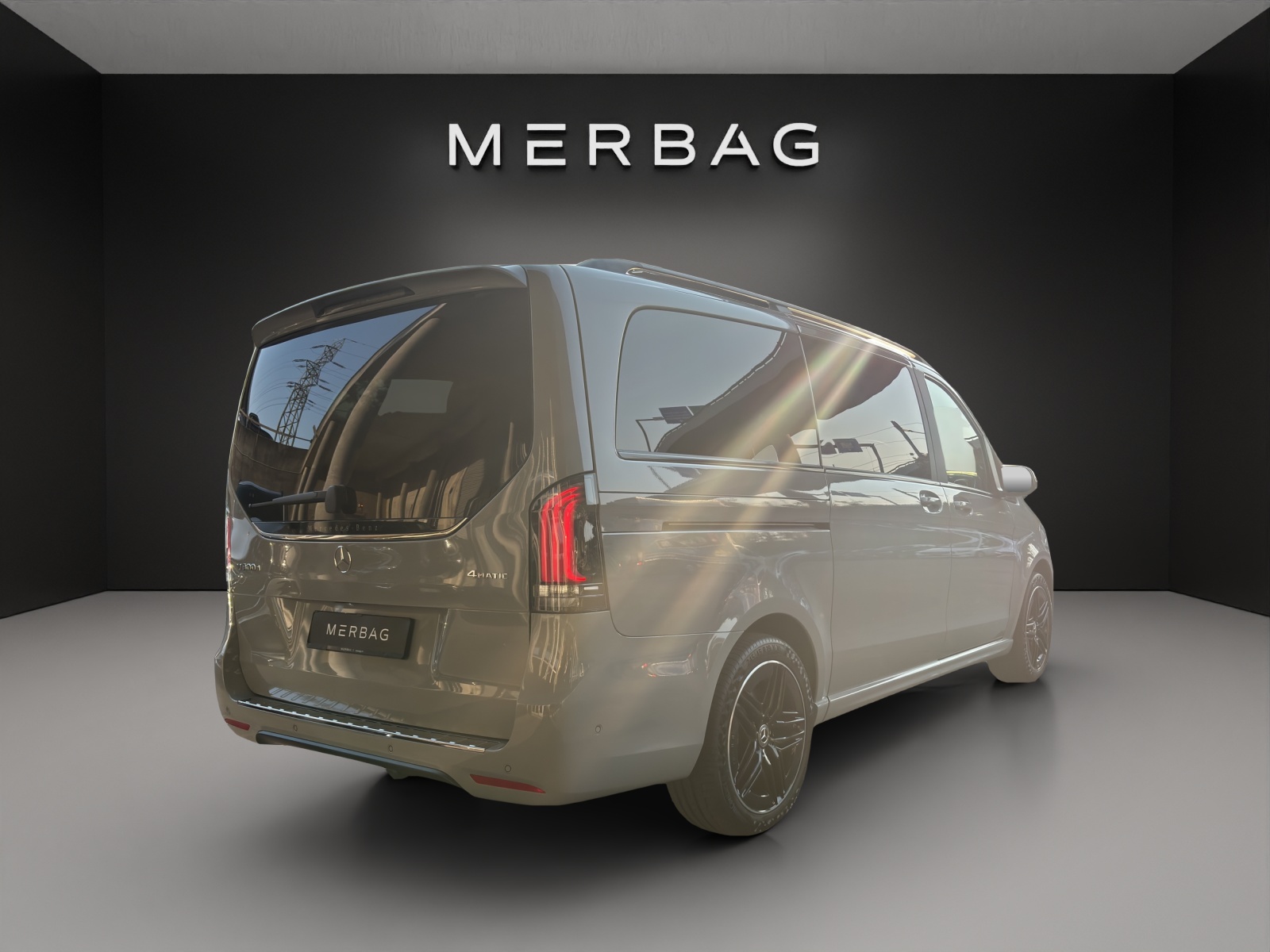 MERCEDES-BENZ V 300 d lang 4Matic Swiss Edition 9G-Tronic-image-6