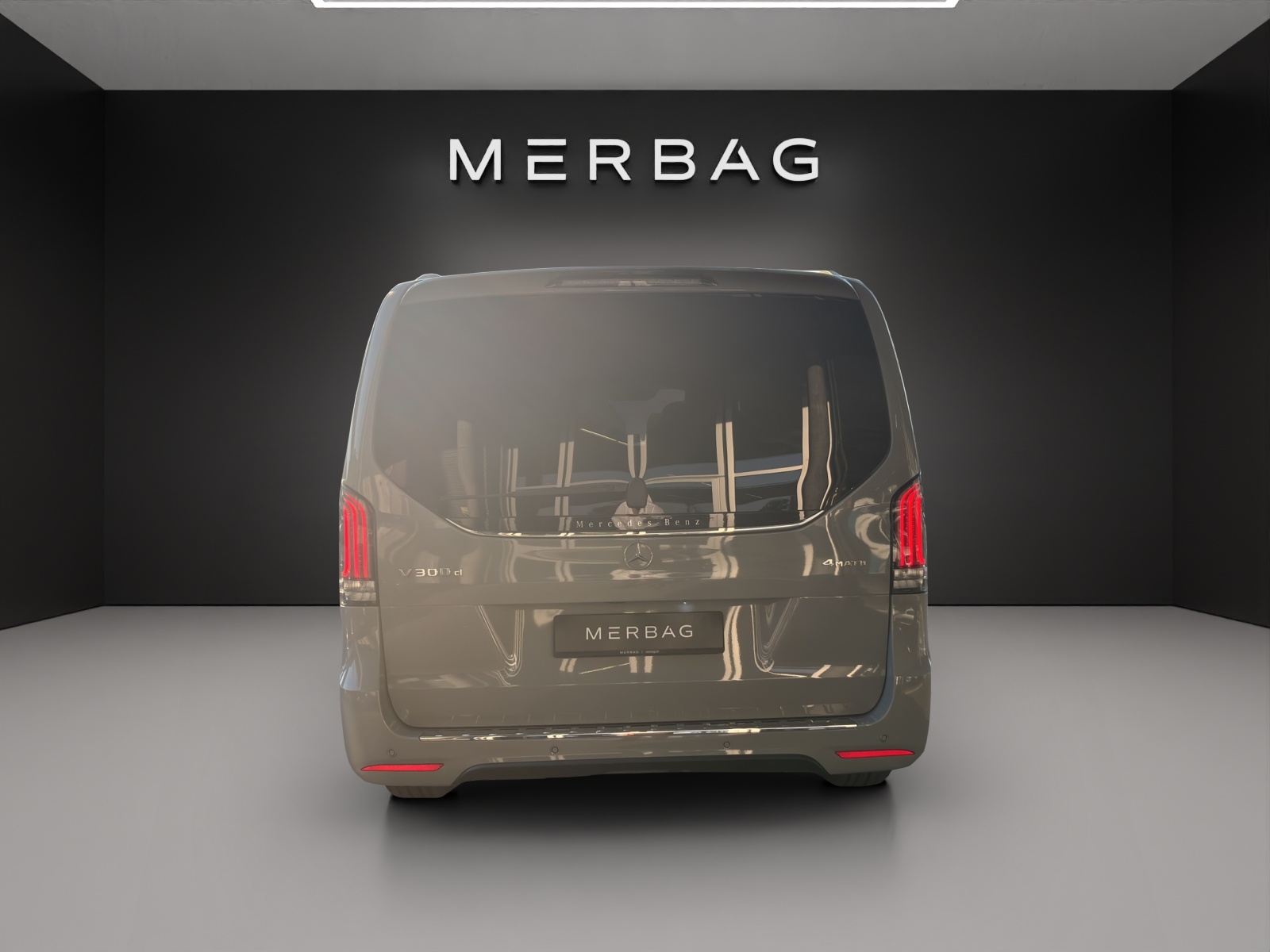 MERCEDES-BENZ V 300 d lang 4Matic Swiss Edition 9G-Tronic-image-4