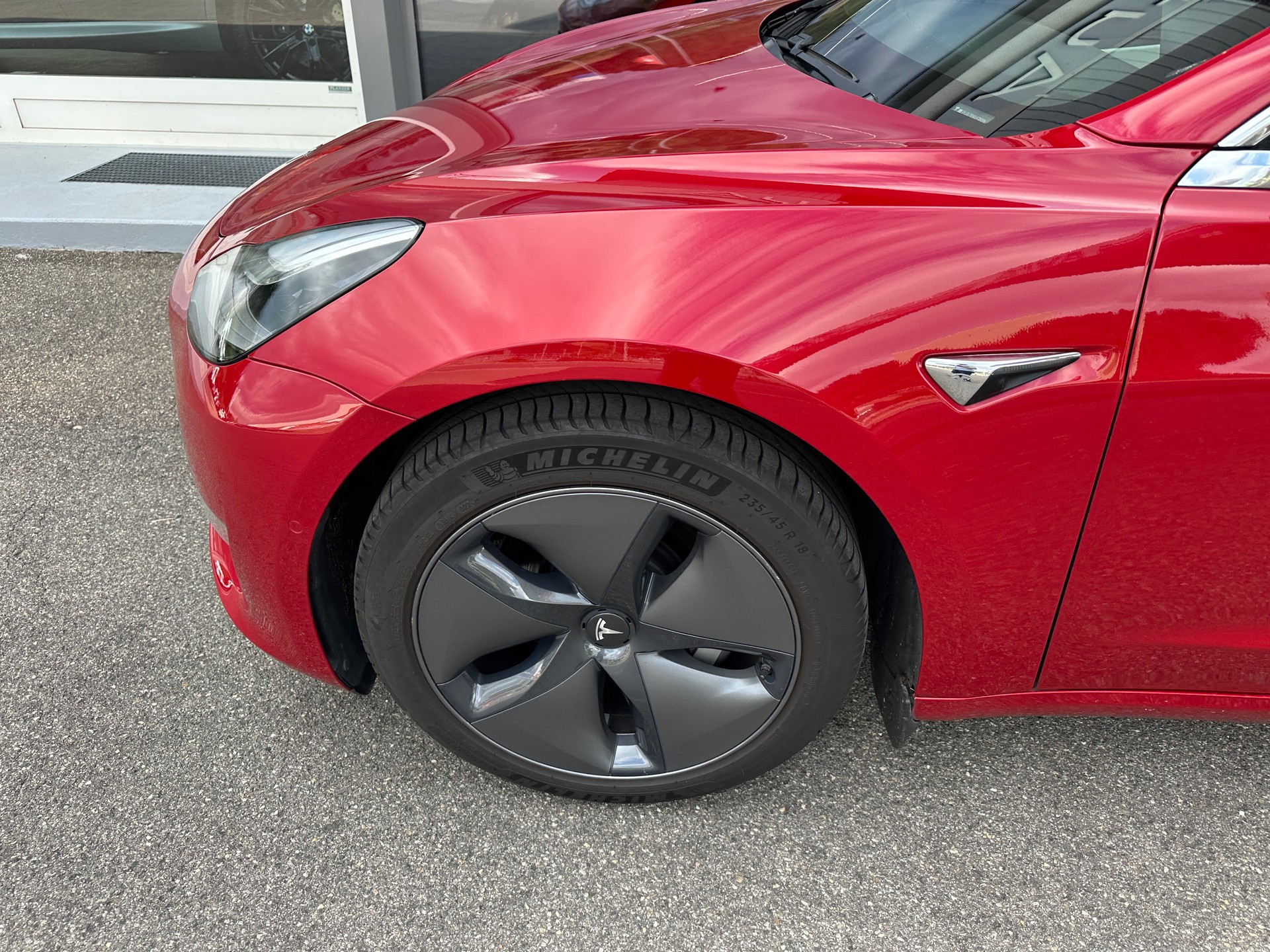 TESLA Model 3 Long Range Dual Motor AWD-image-12