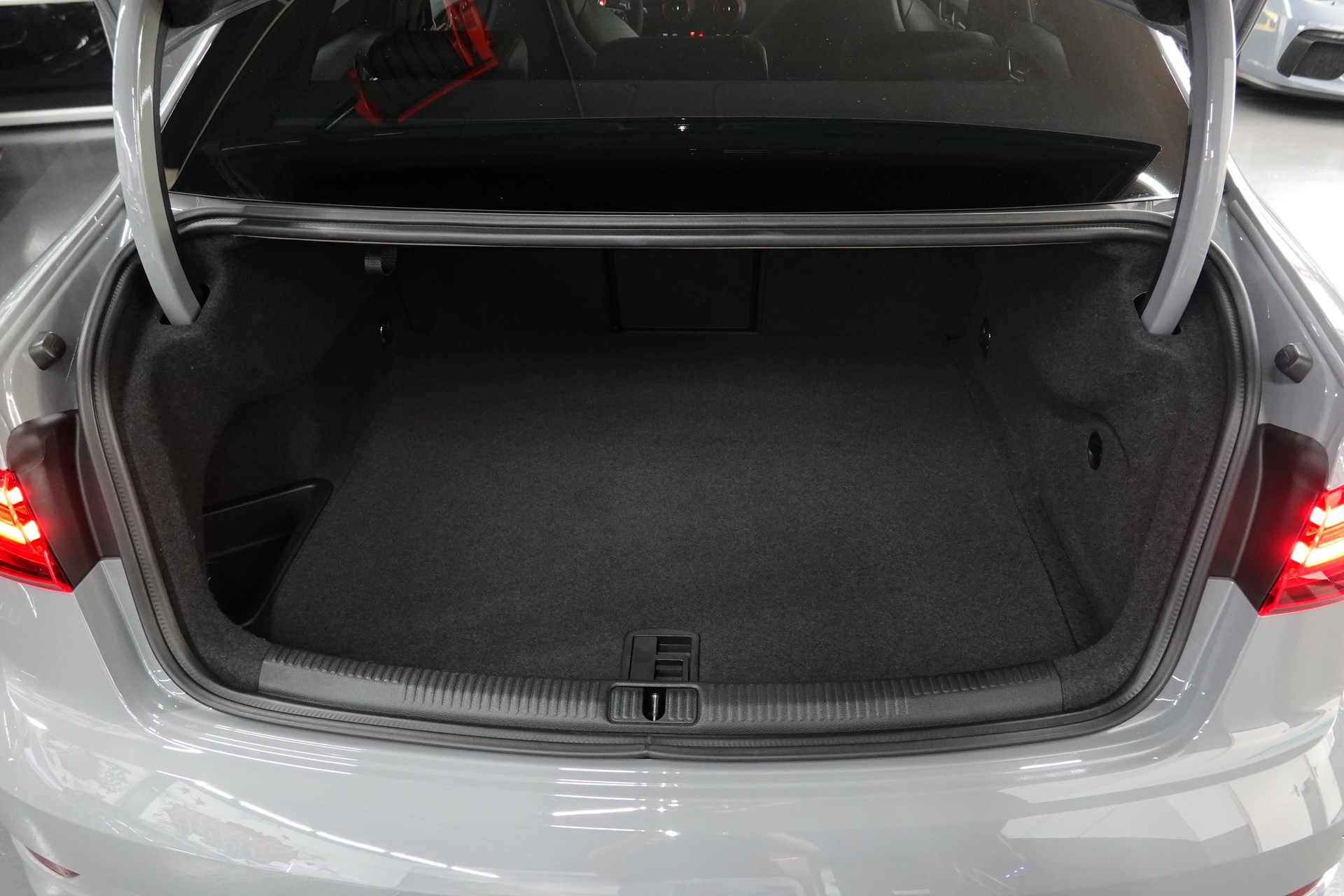 AUDI RS3 LIMOUSINE 2.5 TSI QUATTRO S-TRONIC SEDAN HJS CH-FZ NARDO ON TOP-image-40