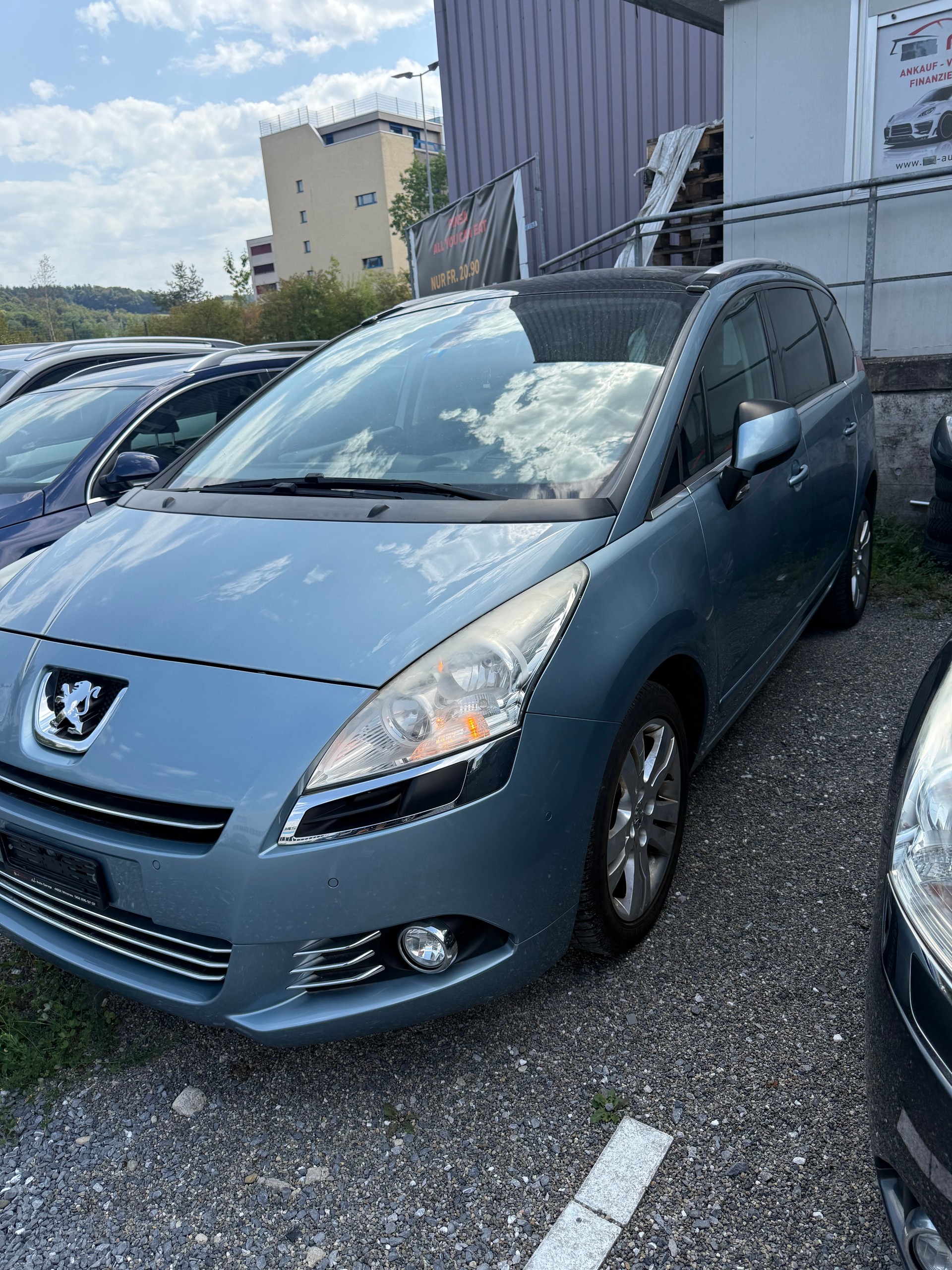 PEUGEOT 5008 1.6 16V T Sport Pack-image-1