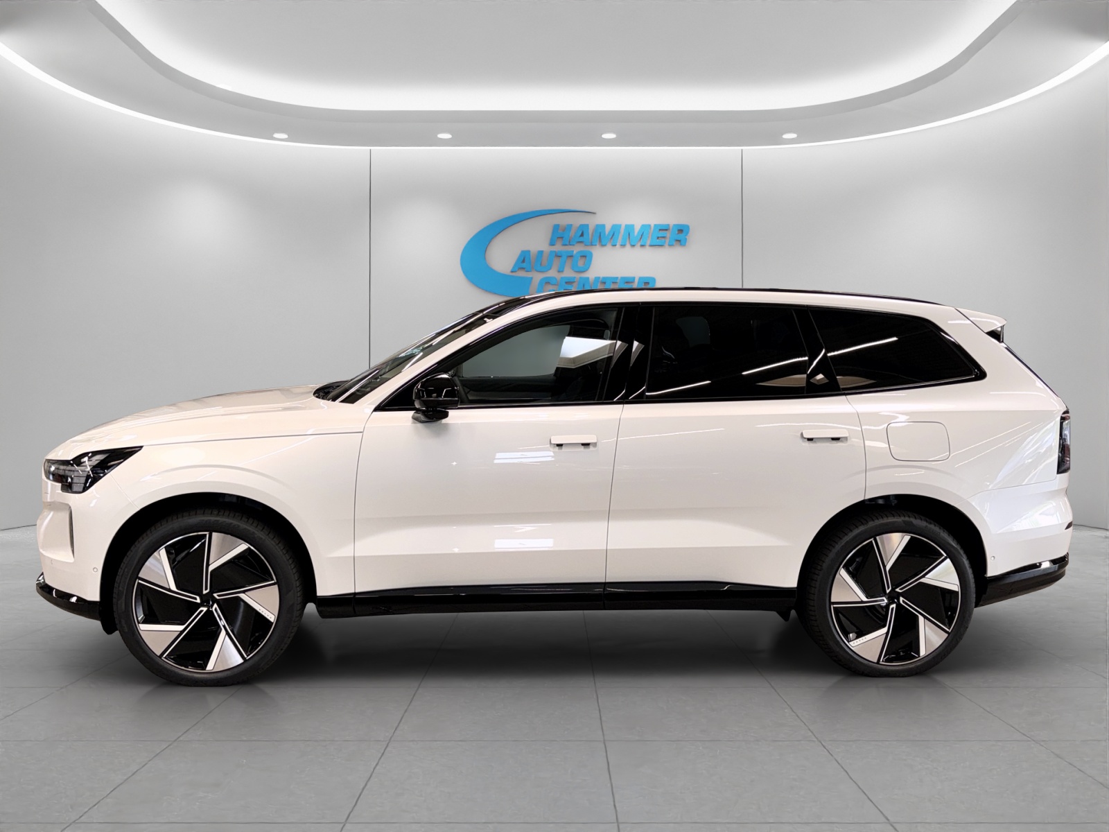 VOLVO EX90 Twin Ultra AWD-image-1