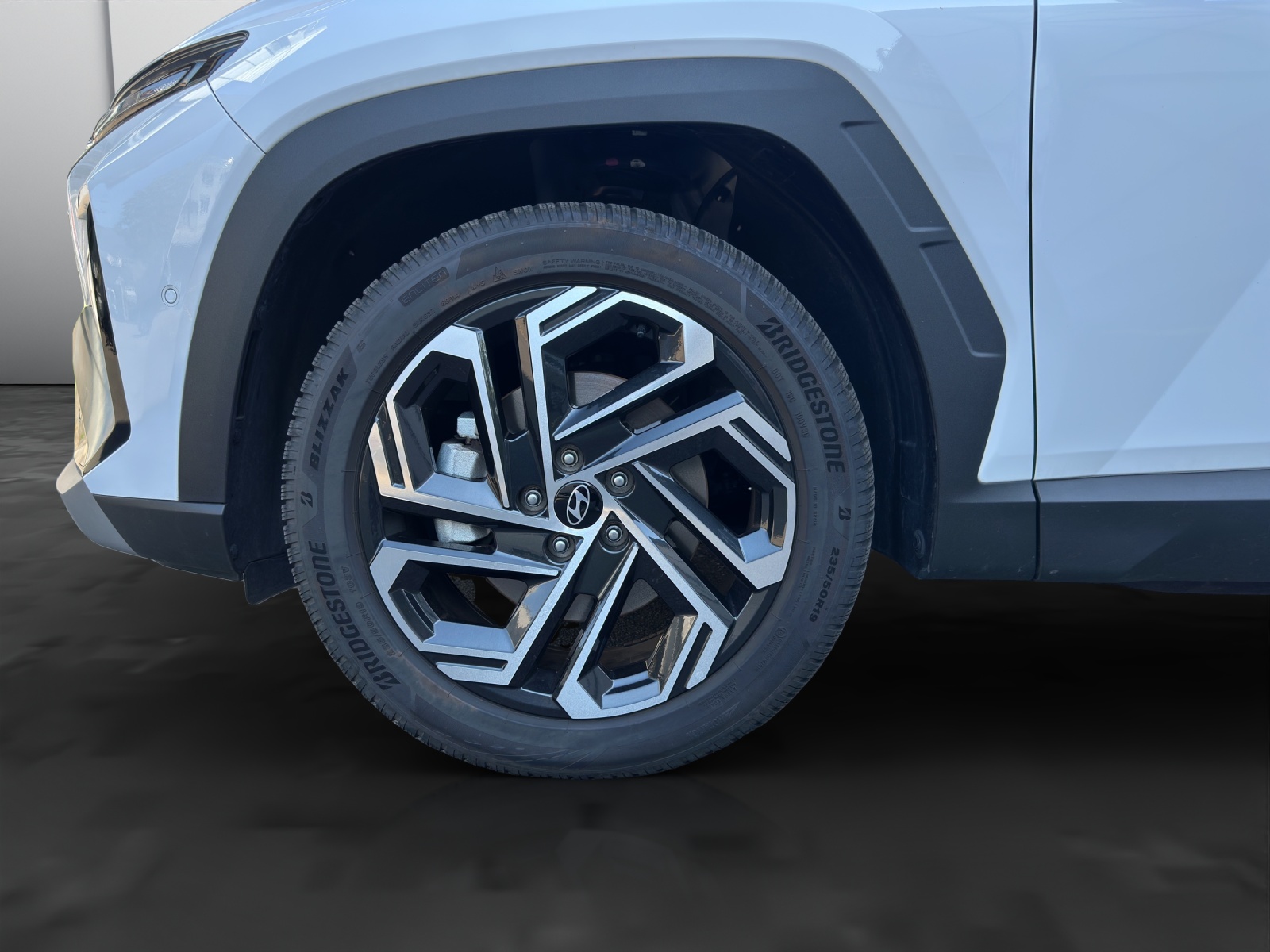 HYUNDAI Tucson 1.6 T-GDi PHEV Vertex Swiss Edition 4WD-image-15