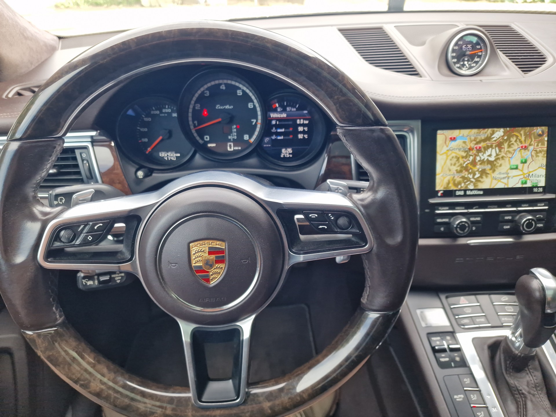 PORSCHE Macan Turbo PDK-image-6