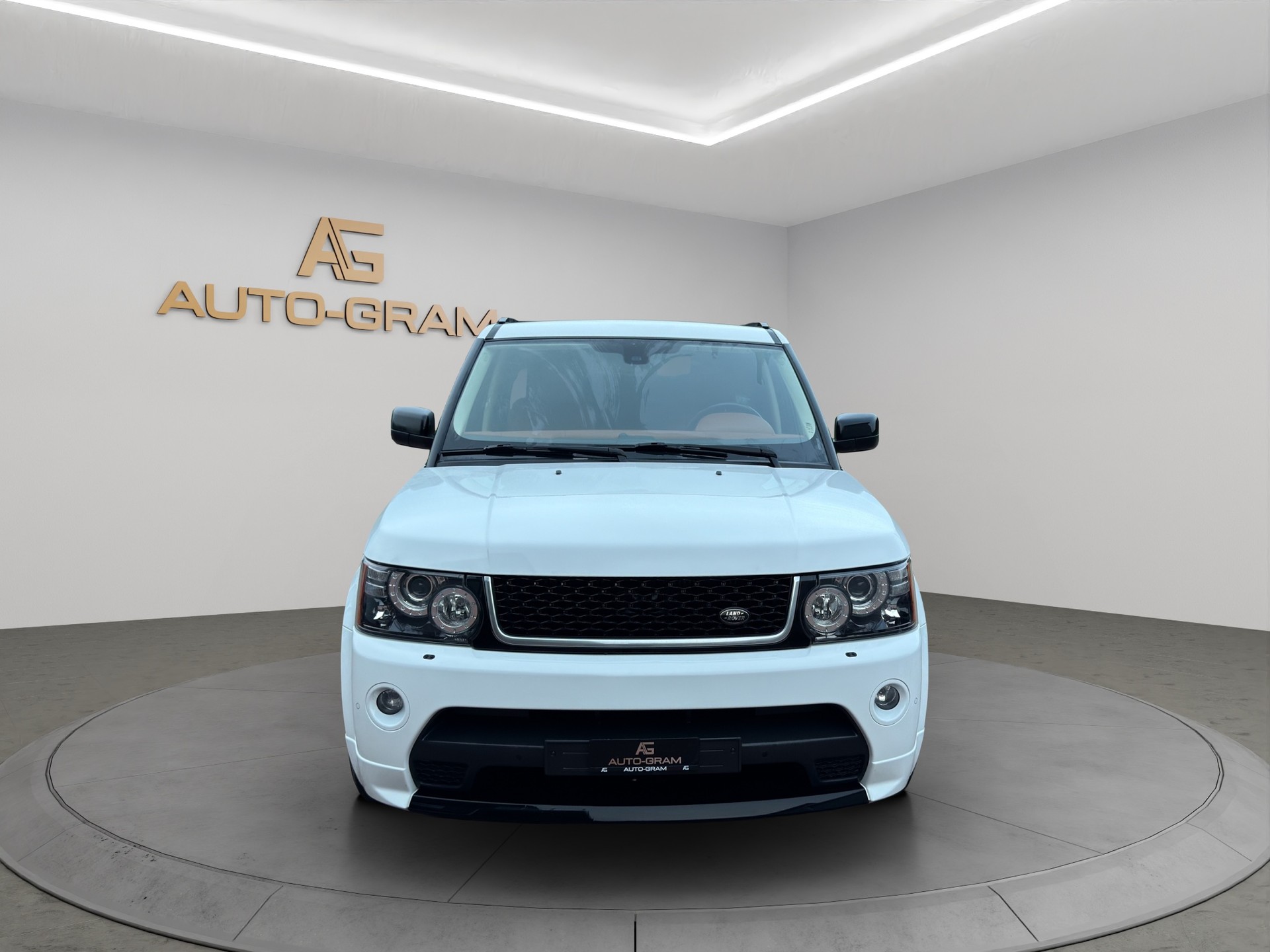 LAND ROVER Range Rover Sport 3.0 TDV6 SE Automatic-image-7