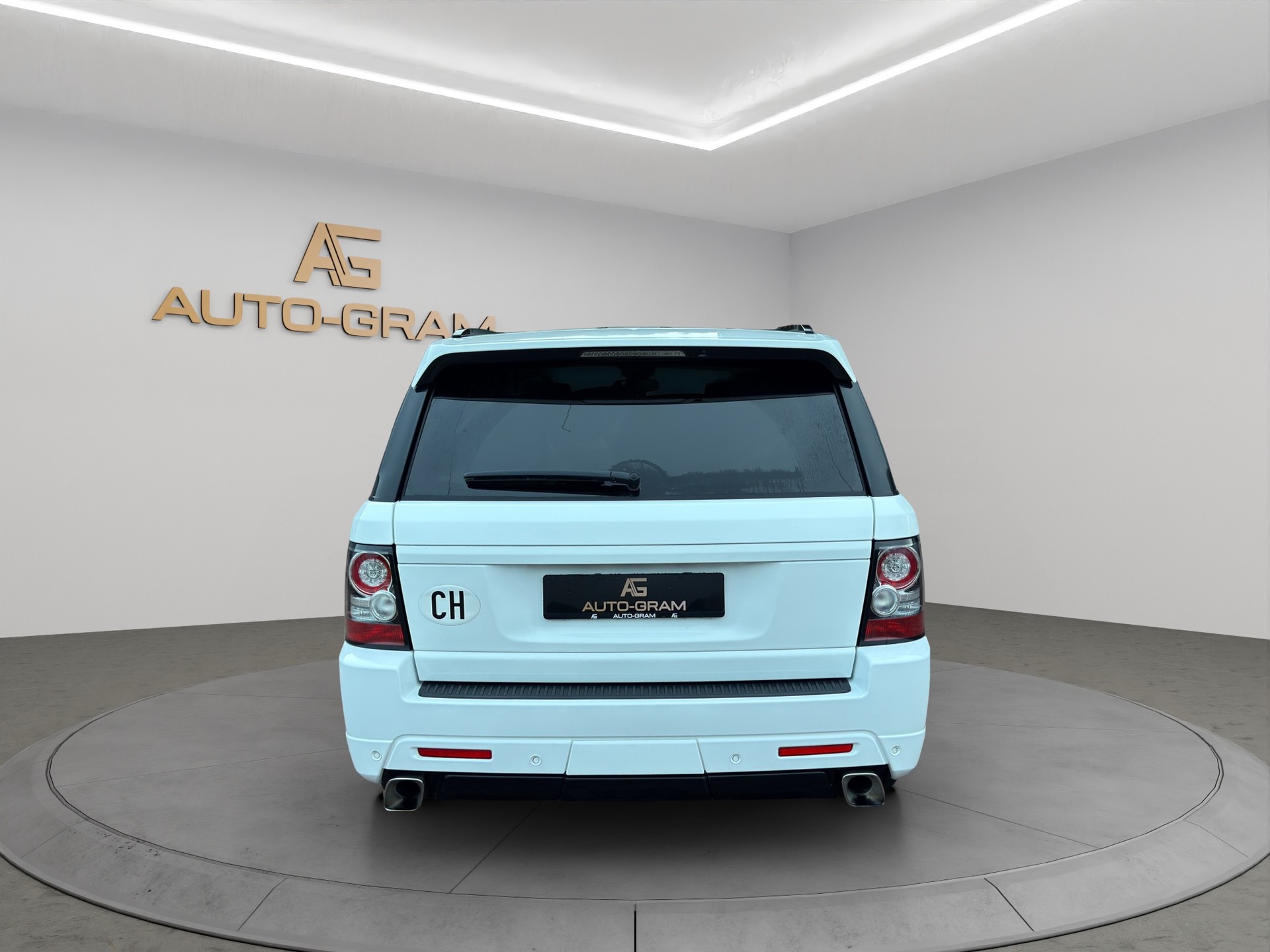 LAND ROVER Range Rover Sport 3.0 TDV6 SE Automatic-image-3