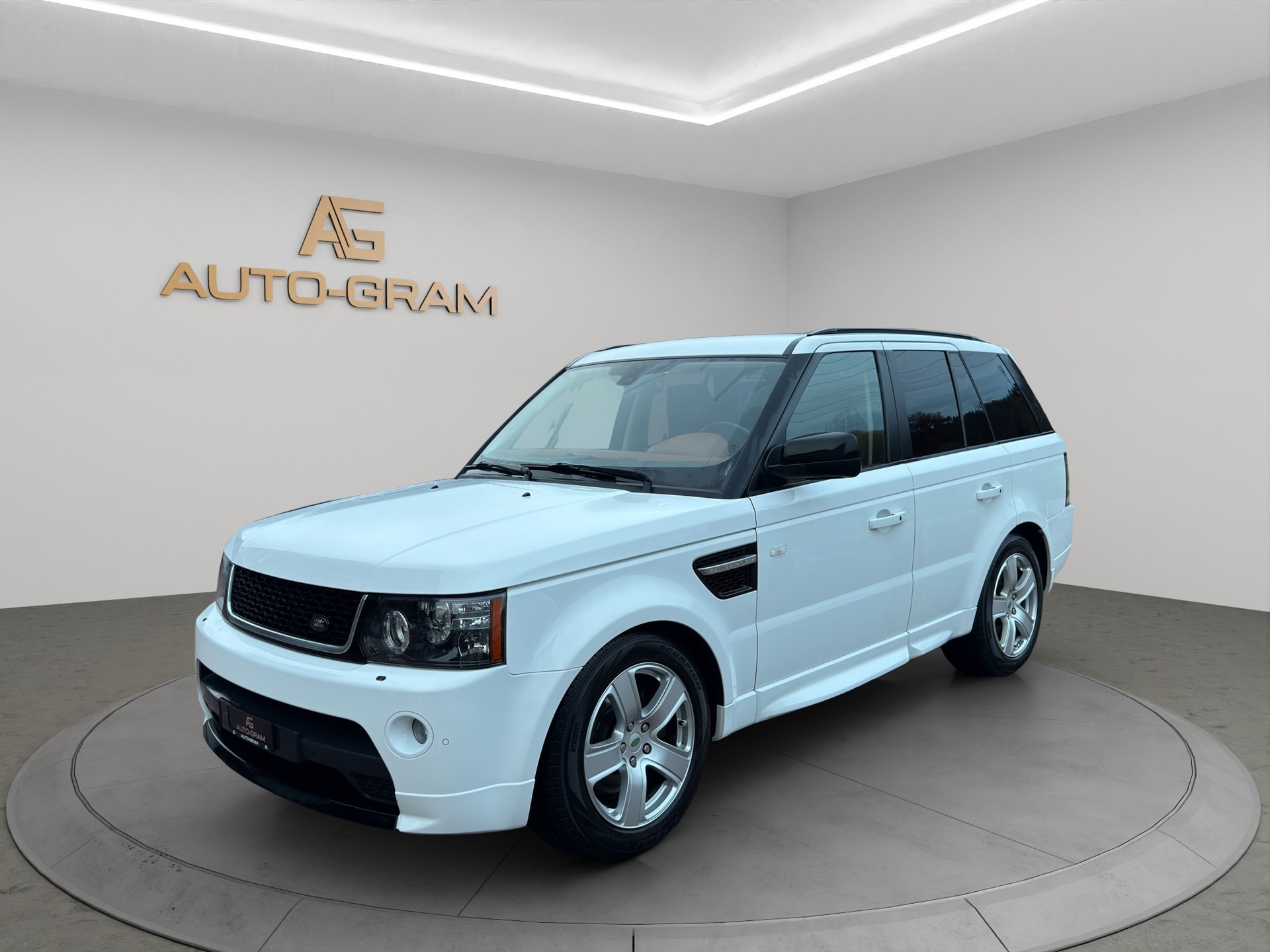 LAND ROVER Range Rover Sport 3.0 TDV6 SE Automatic-image-0