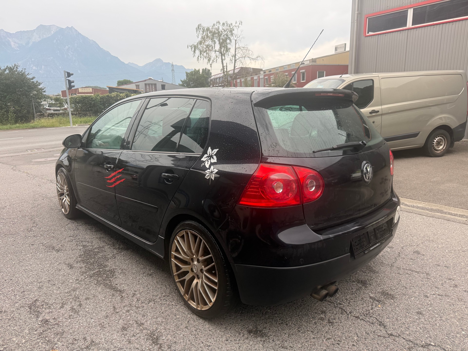 VW Golf 2.0 TFSI GTI-image-3