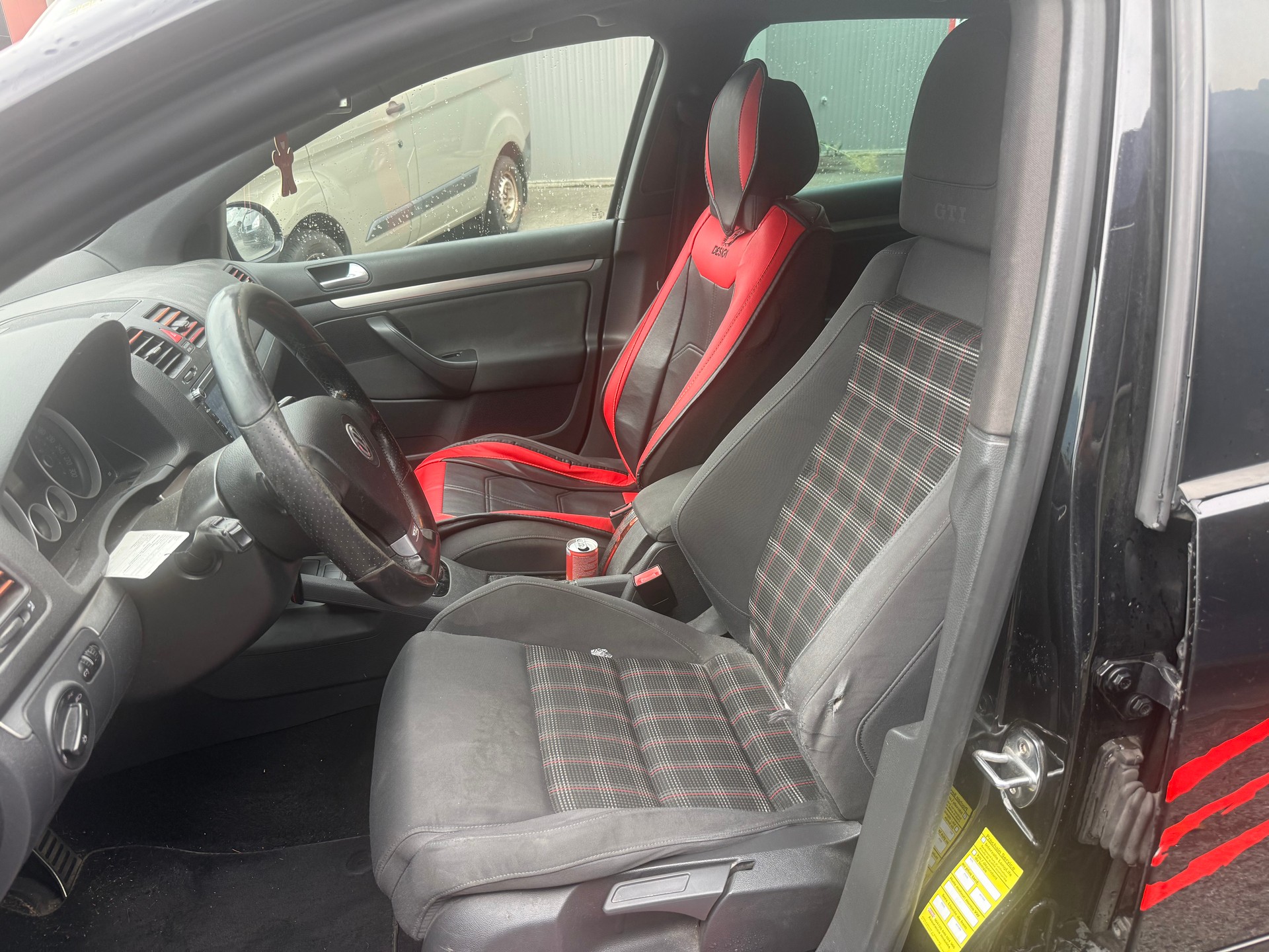 VW Golf 2.0 TFSI GTI-image-4