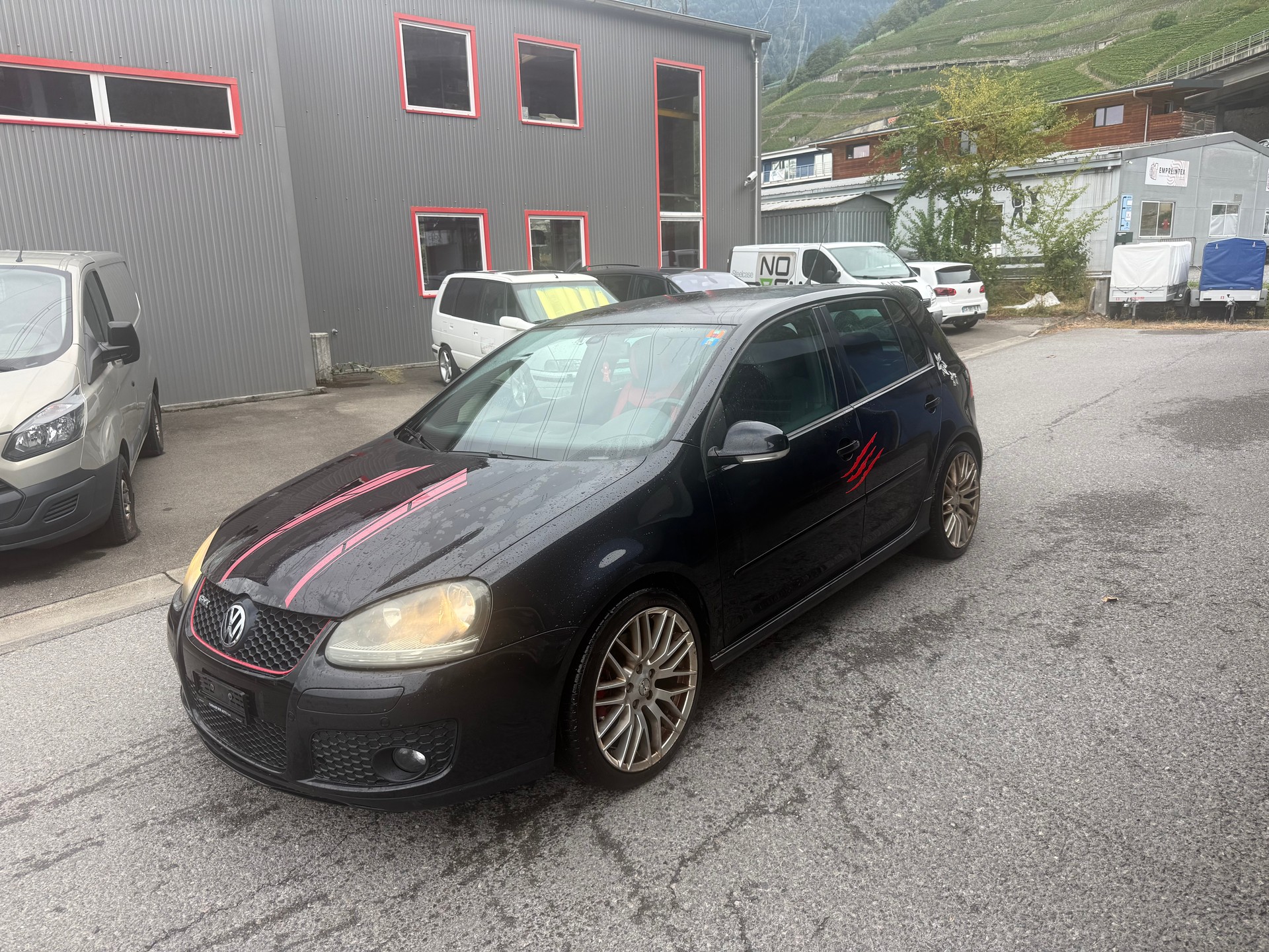 VW Golf 2.0 TFSI GTI-image-0