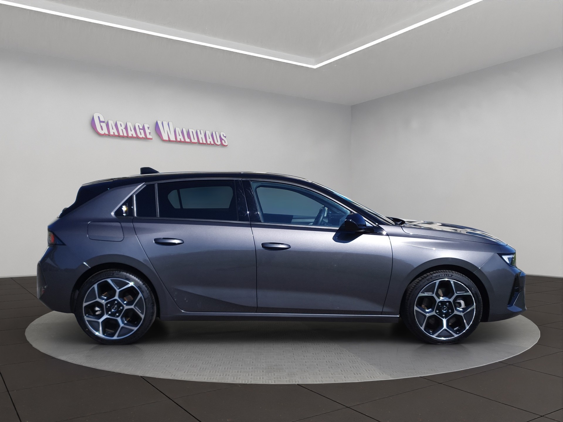 OPEL Astra 1.6 PHEV Turbo Swiss Plus A-image-5