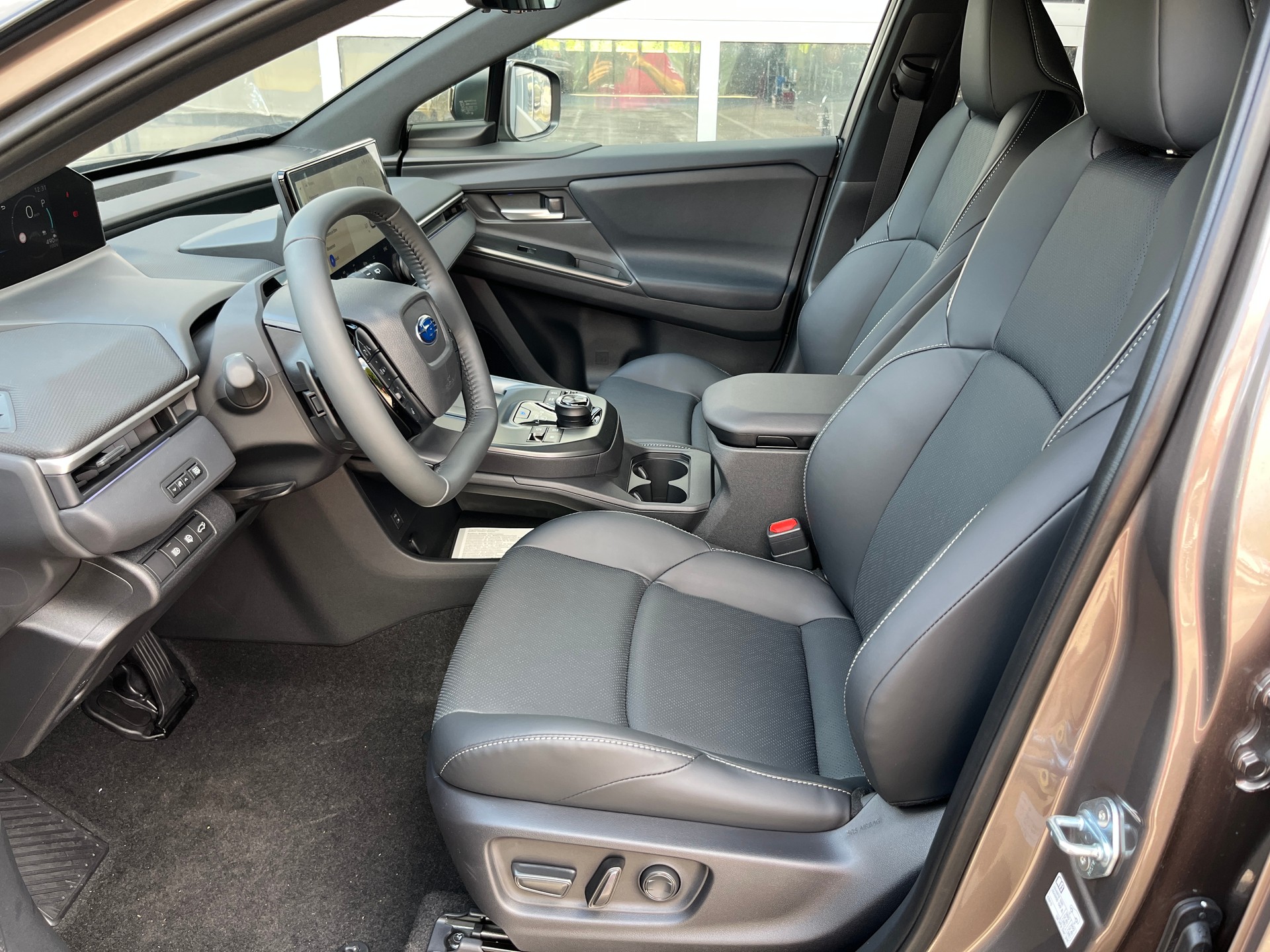 SUBARU E-Outback eV Luxury-image-14