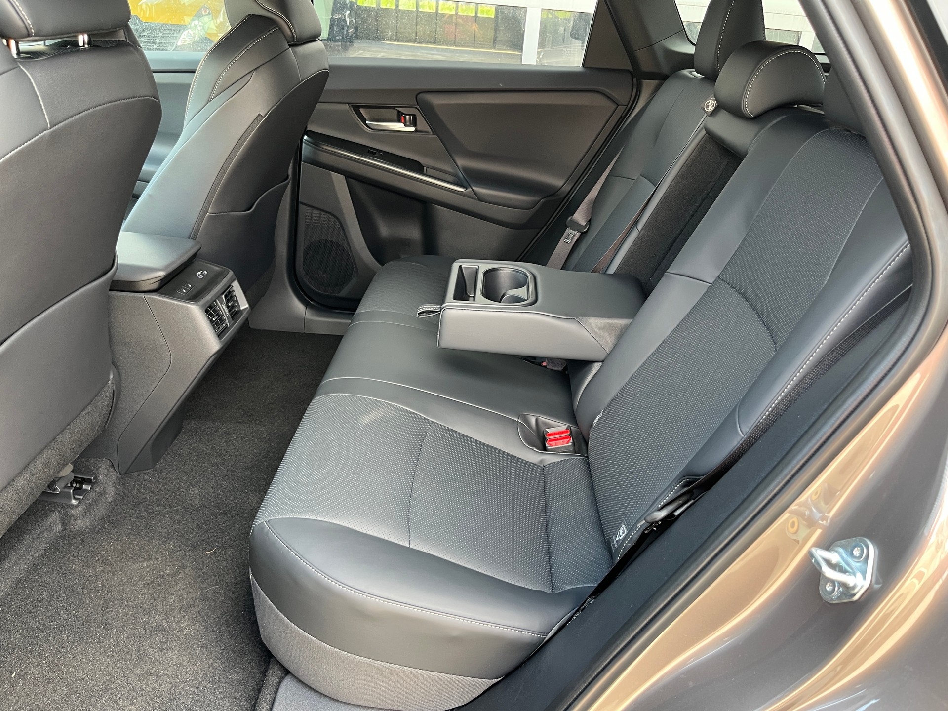 SUBARU E-Outback eV Luxury-image-17
