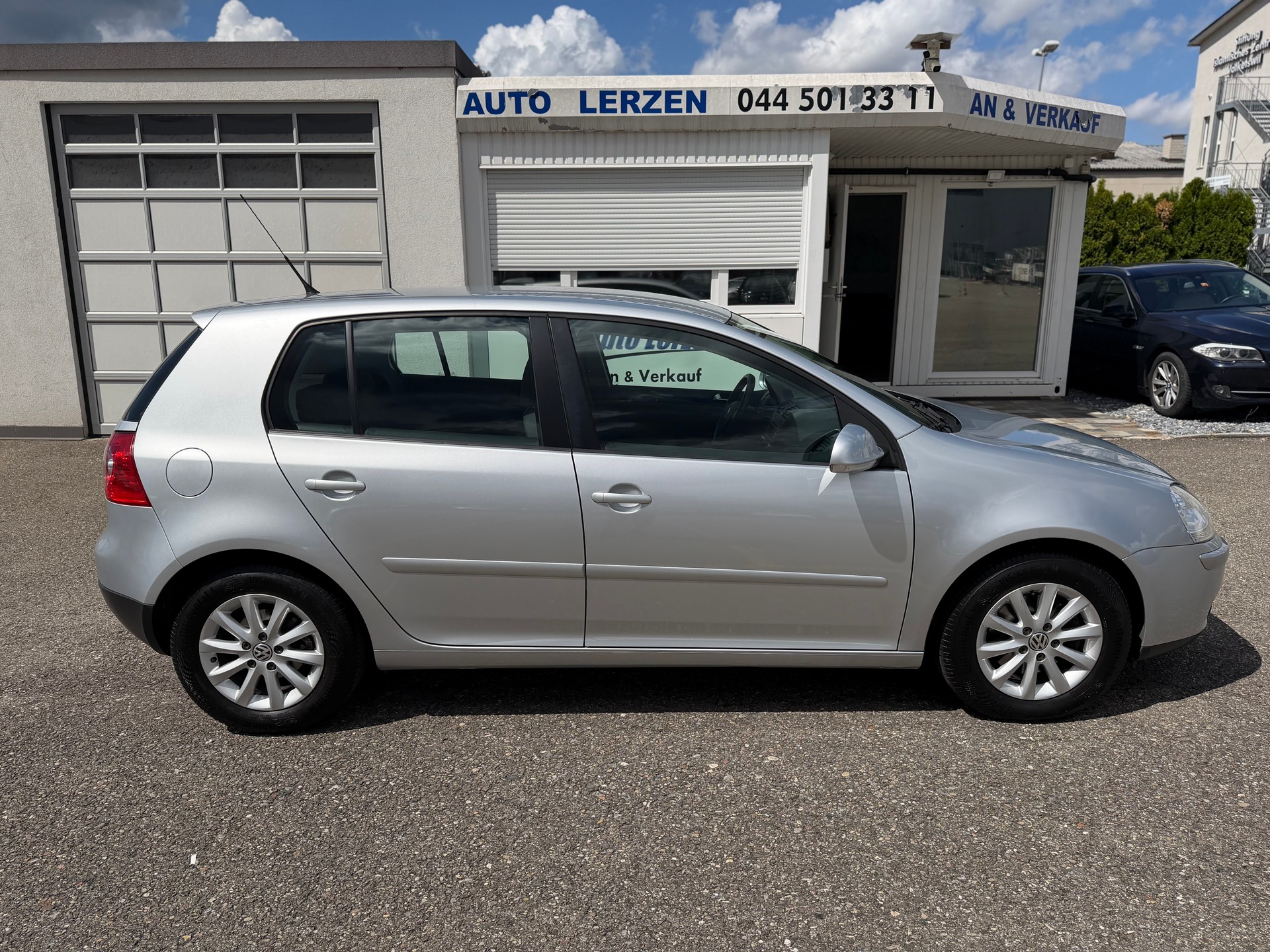 VW Golf 1.4 TSI Trendline DSG-image-3