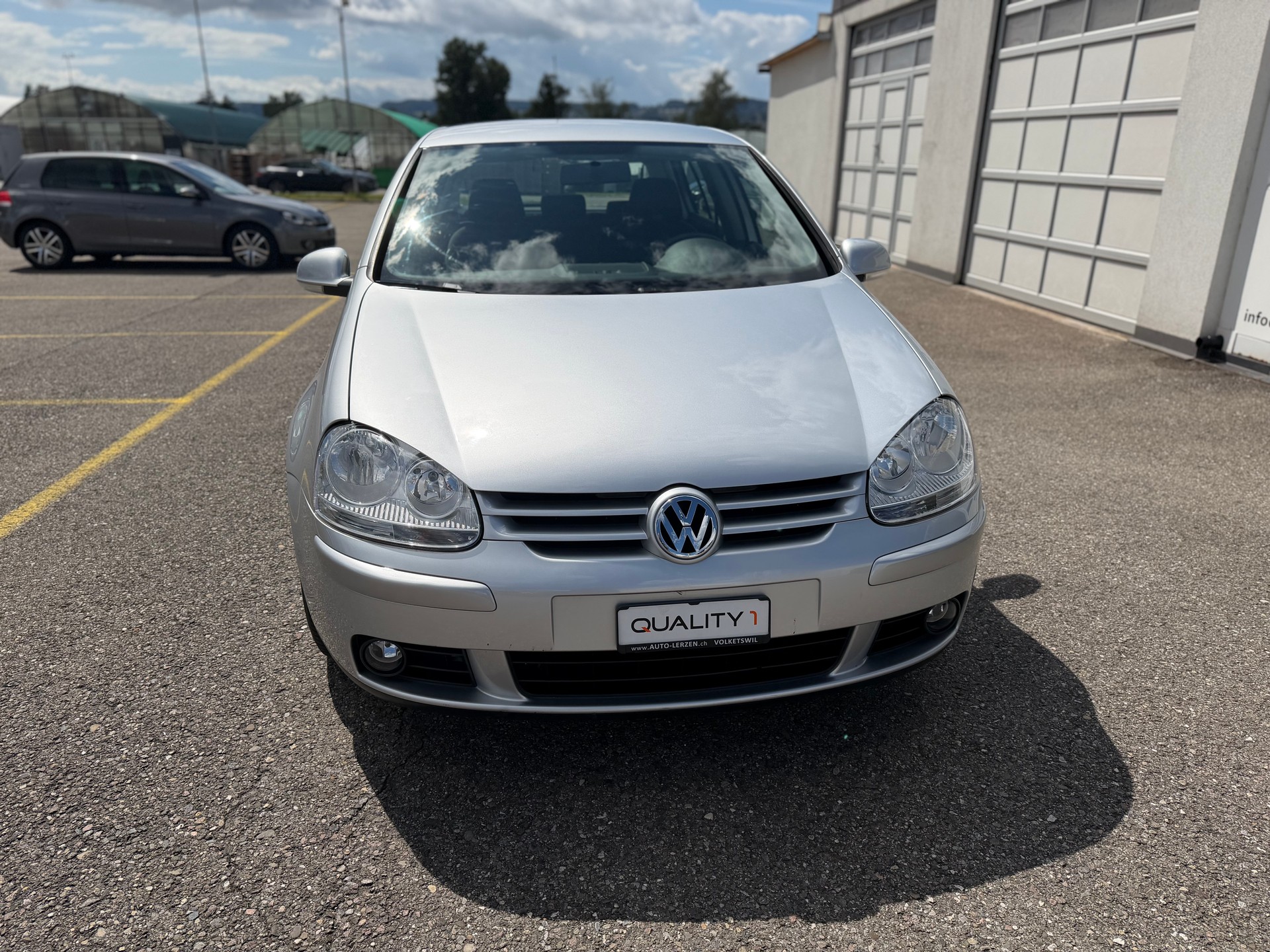 VW Golf 1.4 TSI Trendline DSG-image-2